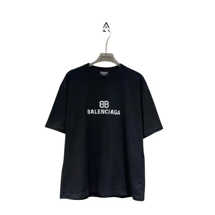 Balenciaga Balenciaga Black Graphic Short Sleeve T-Shirt Size US S / EU 44-46 / 1 - 1 Thumbnail