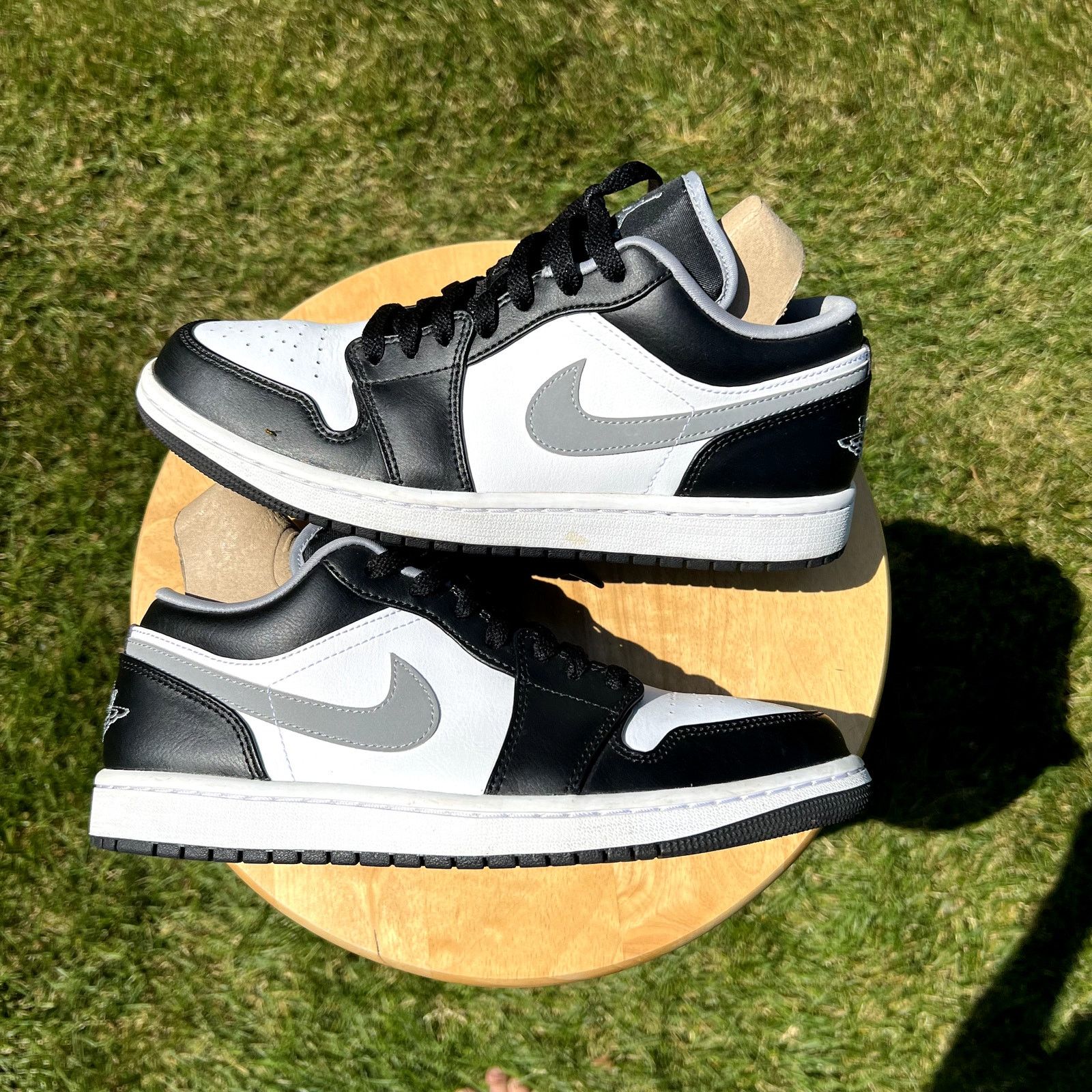 Jordan Brand × Nike Nike Air Jordan 1 Low Black Medium Grey Men's Shoes Size 8.5 Size US 8.5 / EU 41-42 - 3 Thumbnail