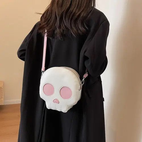 Vintage Novelty Skull Crossbody Bag Size ONE SIZE - 4 Thumbnail