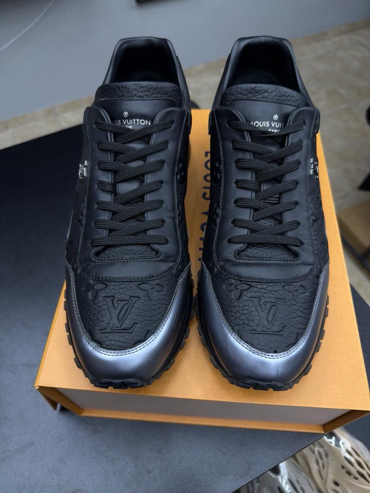 Louis Vuitton Size 10.5LV/11.5US - Louis Vuitton Run Away Triple Black Size US 11.5 / EU 44-45 - 5 Thumbnail