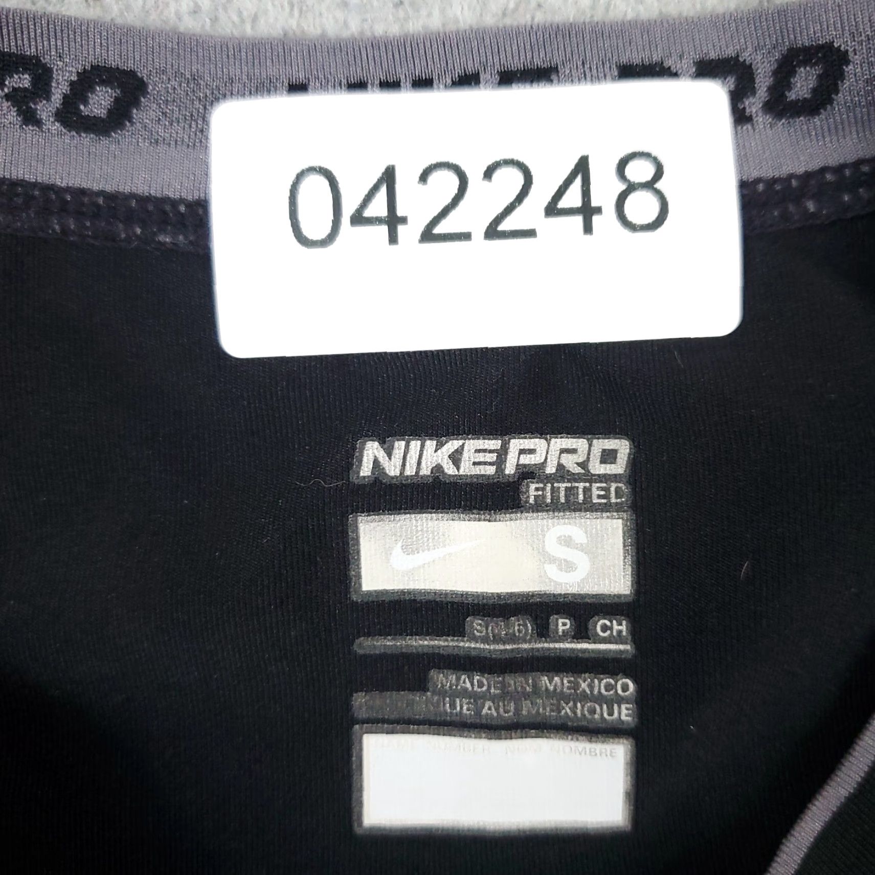 Nike Nike T Shirt Mens Size Small Black Pro Swoosh Training Active Short Sleeve Size US S / EU 44-46 / 1 - 6 Thumbnail