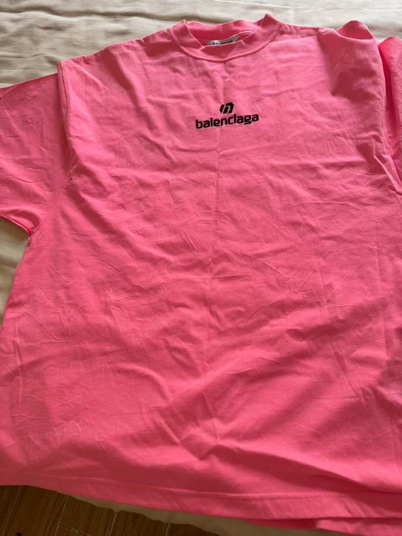 Balenciaga Balenciaga Logo embroidered pink short sleeve Size US S / EU 44-46 / 1 - 1 Thumbnail