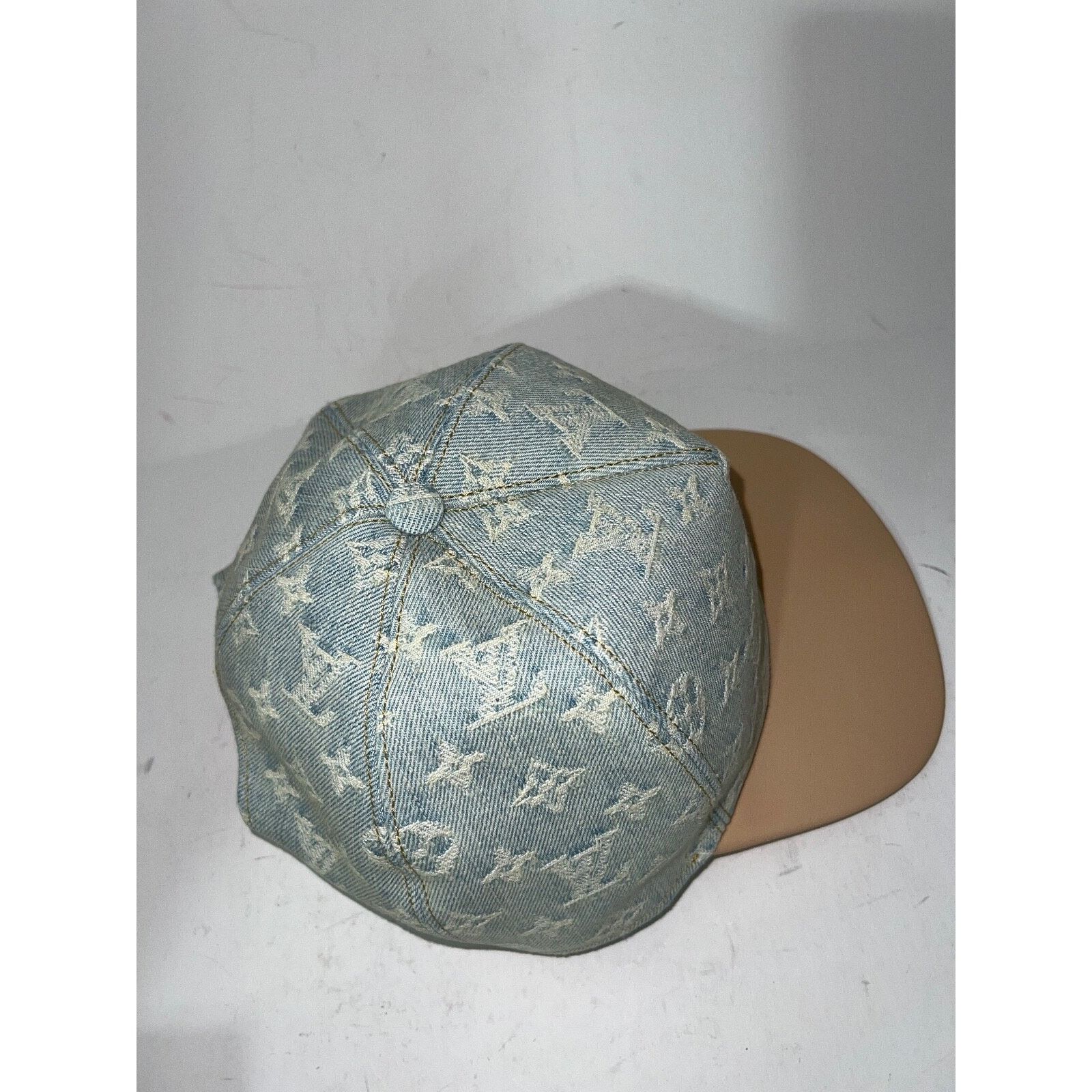Louis Vuitton Louis Vuitton Monogram Legacy Cap Sun Baseball Hat 58 Size ONE SIZE - 6 Thumbnail