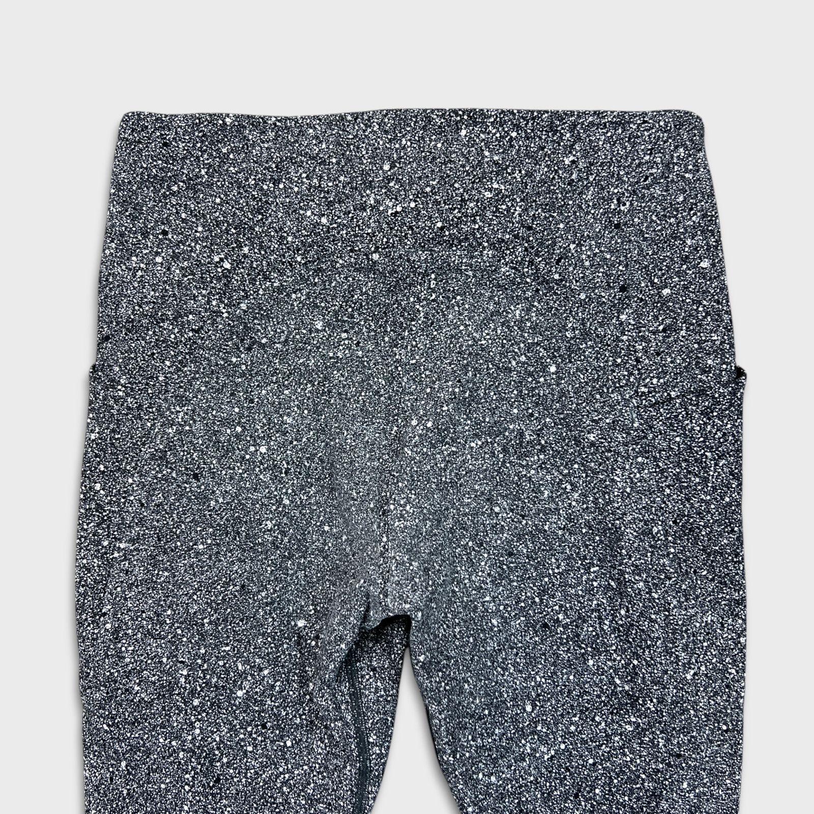 Lululemon Lululemon Lead The Pack Tight 28 Splatter Yoga Leggings Size 28" / US 6 / IT 42 - 6 Thumbnail