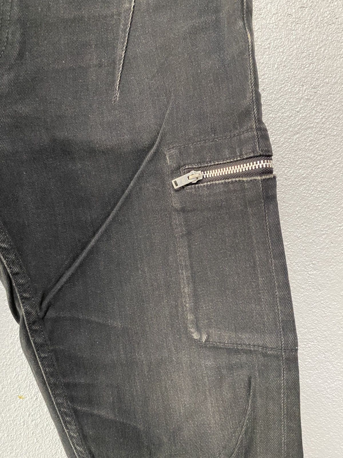 Undercover Undercover uniqlo side pocket black jeans Size US 31 - 3 Thumbnail