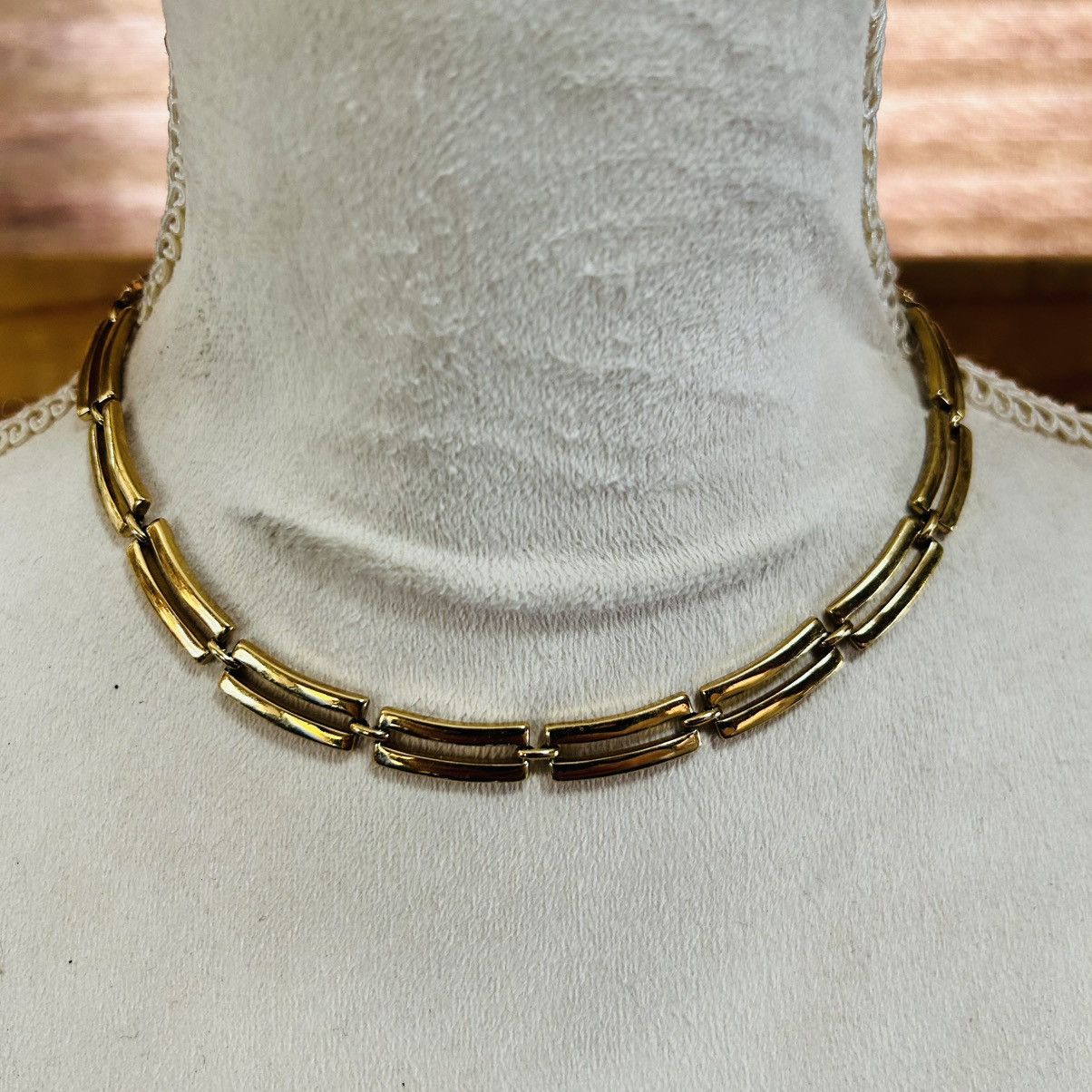 Jewelry Vintage Monet gold plated open link choker necklace Size ONE SIZE - 2 Thumbnail