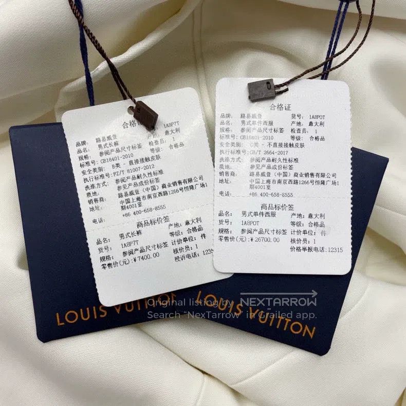 Louis Vuitton Louis Vuitton Beige apricot suit Size 48R - 8 Thumbnail
