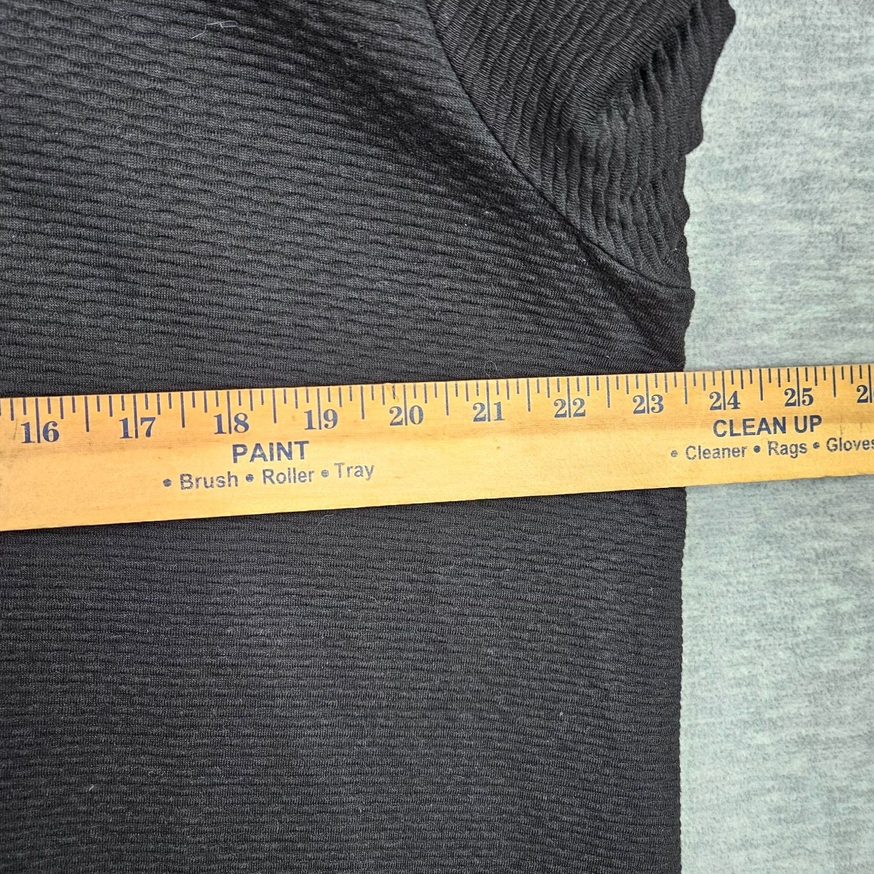 DKNY DKNY Polo Shirt Men’s XL Black Textured Short Sleeve Knit Logo Button Cap Neck Zip Notch Modern Classic Shirt Size US XL / EU 56 / 4 - 4 Thumbnail