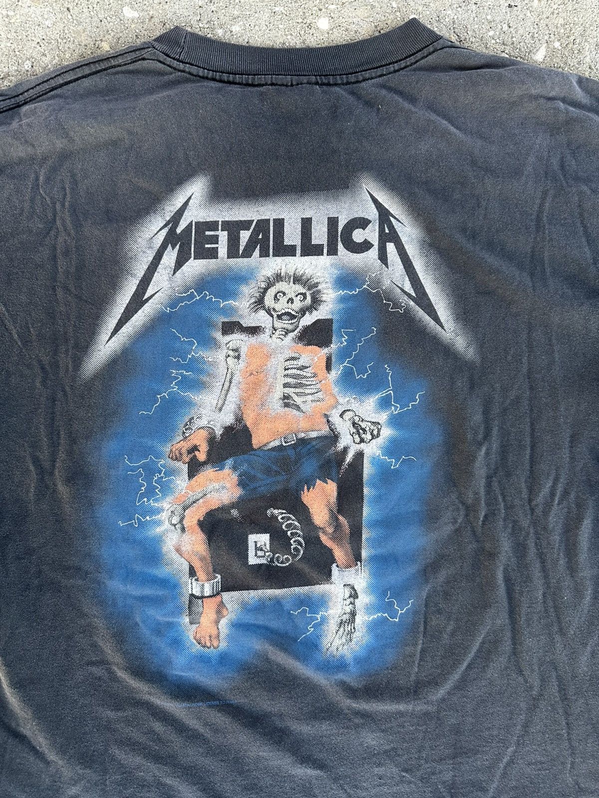 Vintage 1994 Metallica “Ride the Lightning” Band Shirt Original Size US XL / EU 56 / 4 - 7 Thumbnail