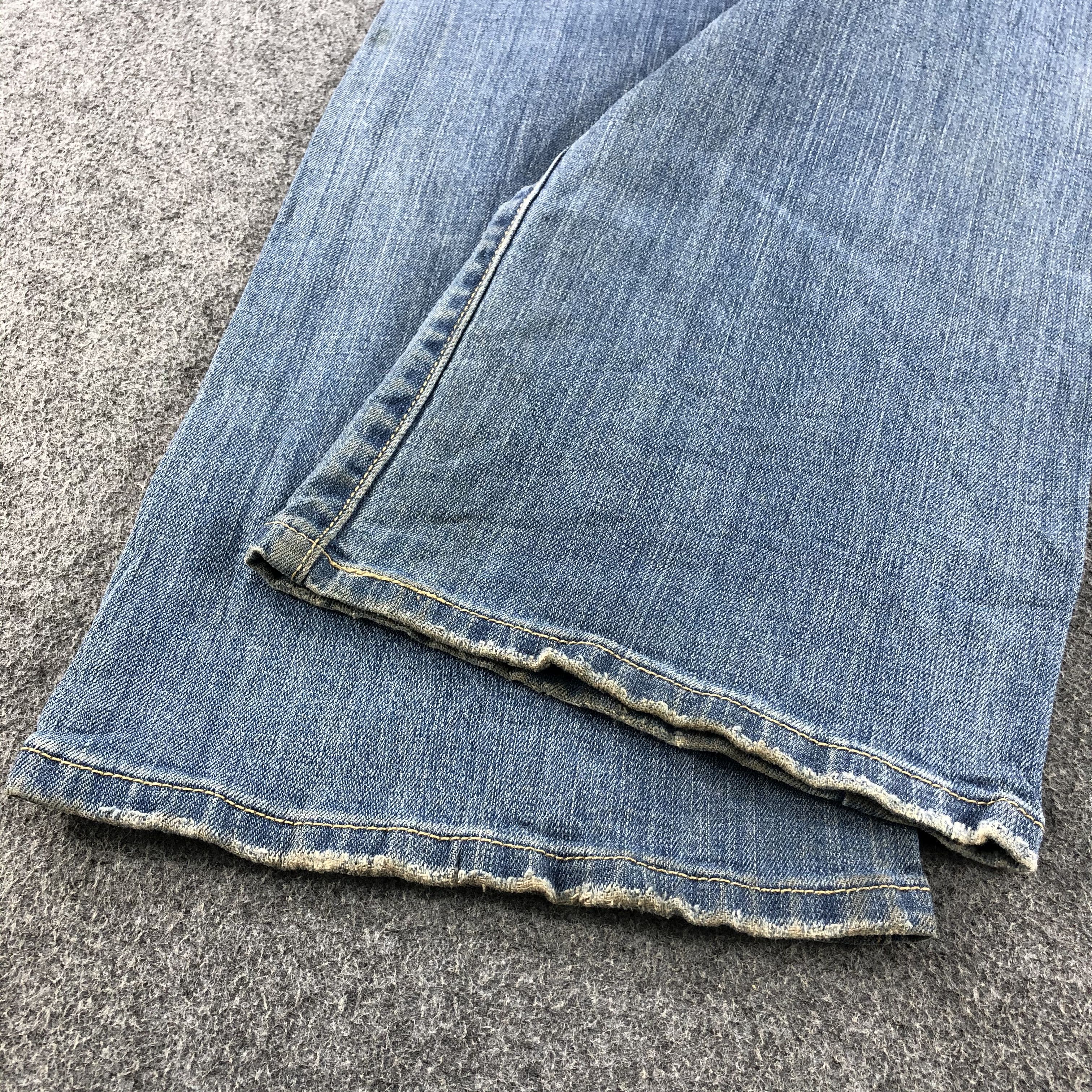 Levi's Vintage Levis Light Wash Jeans- J1332 Size US 33 - 6 Thumbnail