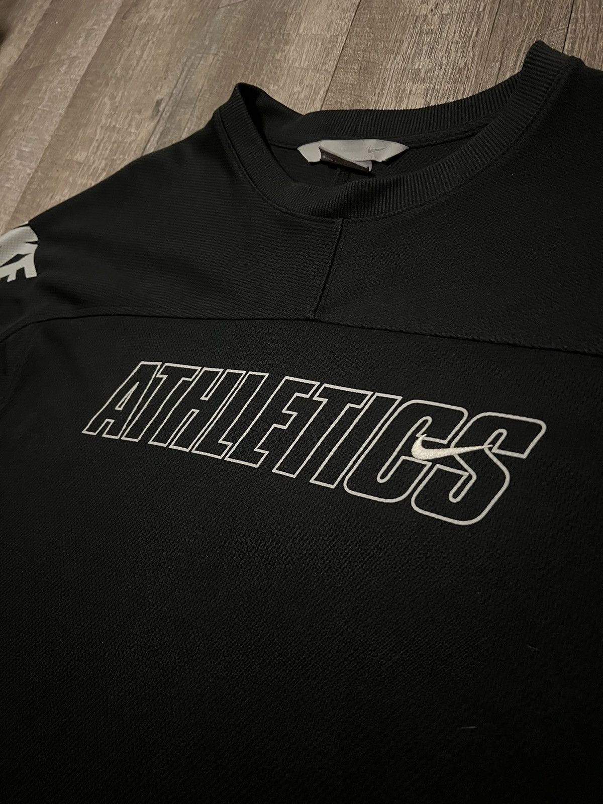 Nike × Vintage Vintage Nike Athletics Hockey Jersey size XL Size US XL / EU 56 / 4 - 2 Thumbnail