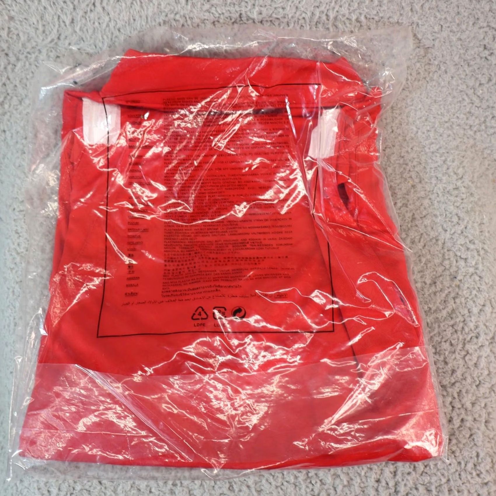 Vintage Pin High Golf Polo Red Men's L Short Sleeve Button Collared 100% Polyester NWT Logo Casual Summer Size US L / EU 52-54 / 3 - 3 Thumbnail
