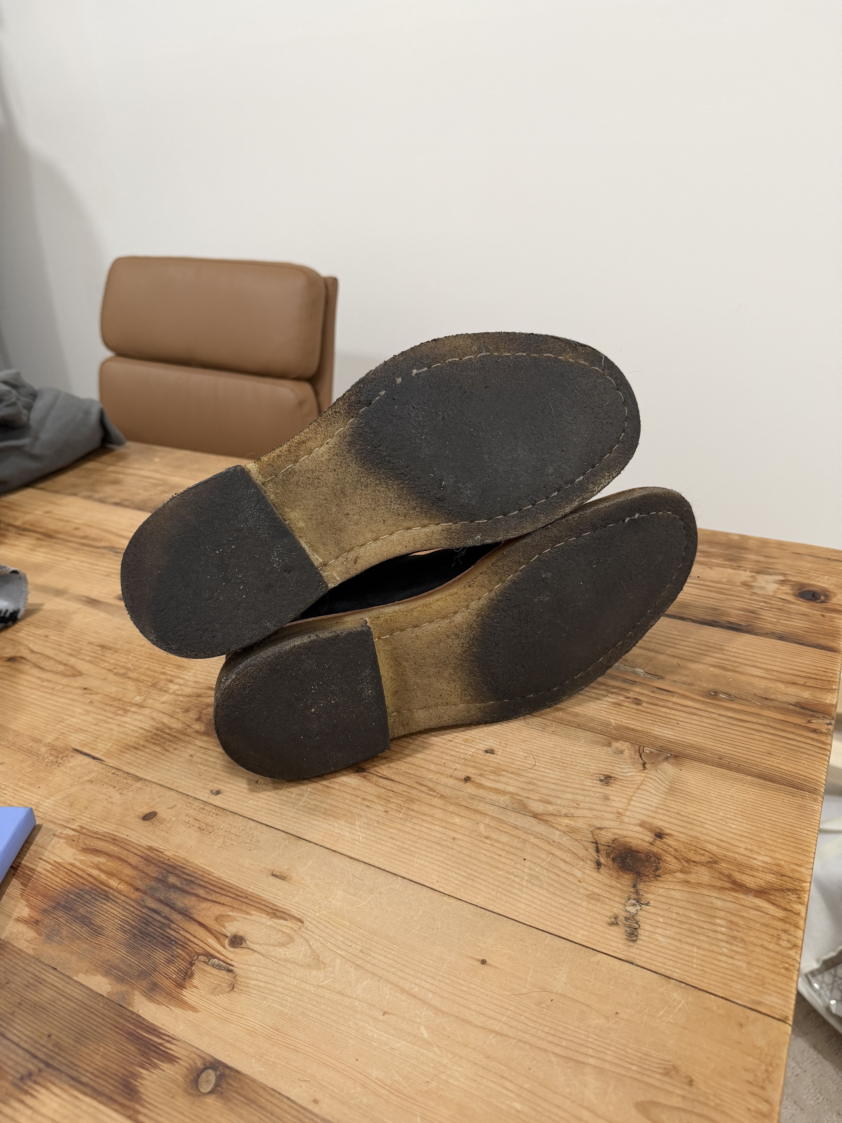 Frye Frye Chelsea Boot Black Suede Size US 8.5 / EU 41-42 - 5 Thumbnail