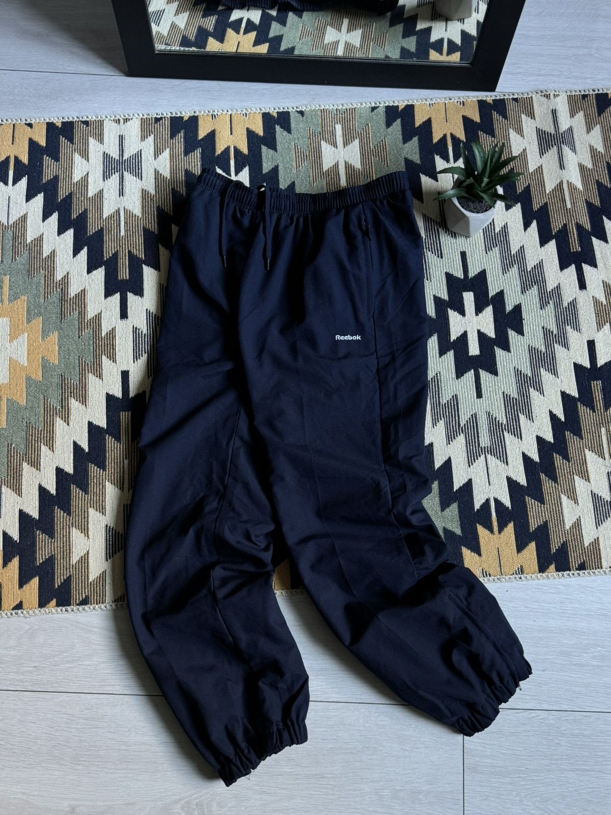 Reebok Vintage Reebok Essentials Nylon Y2K Pants Size US 28 / EU 44 - 1 Thumbnail