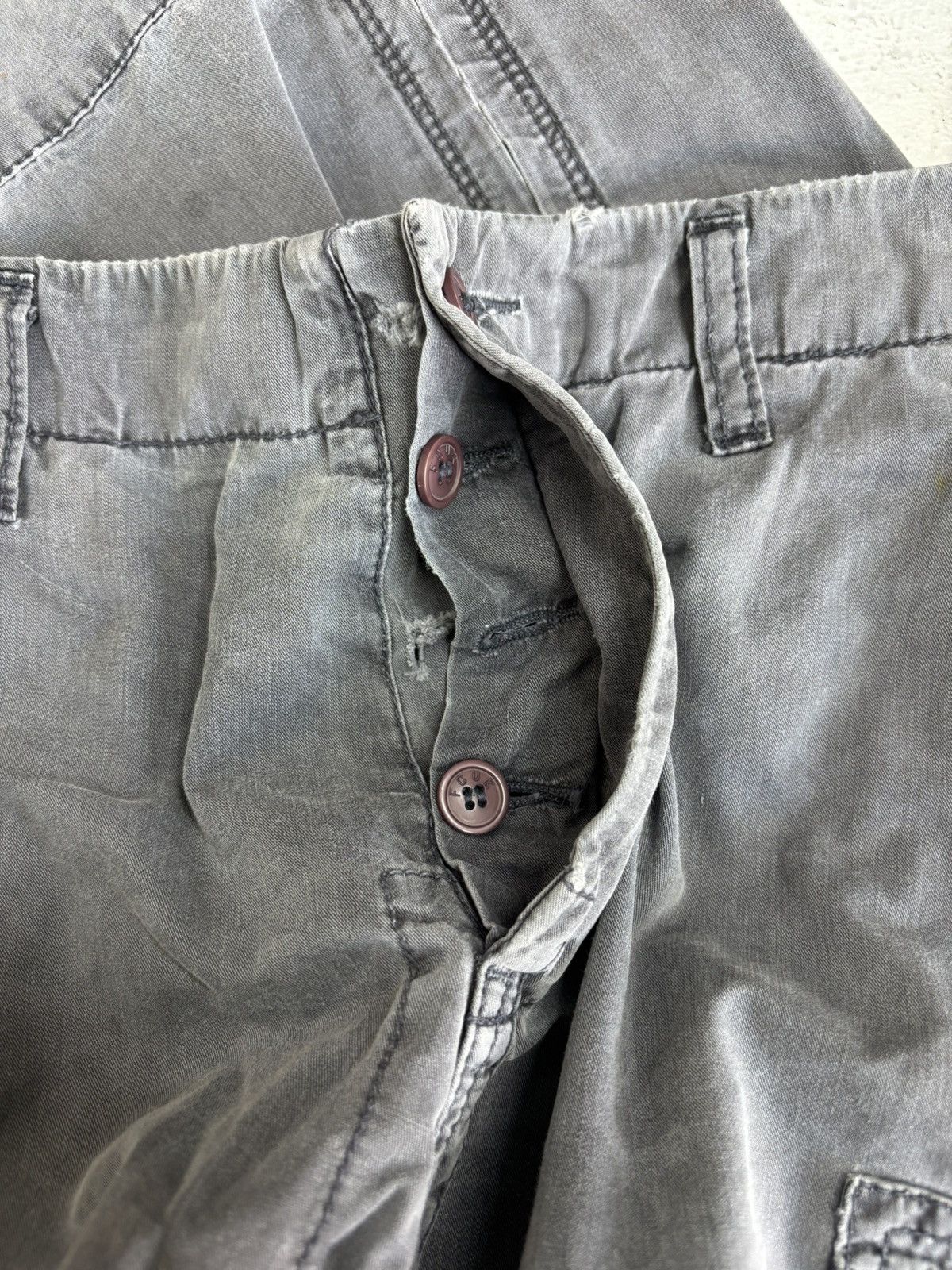 FCUK FCUK Cargo Pants Multi Zipper Pocket Streetwear Design Size US 32 / EU 48 - 19 Thumbnail