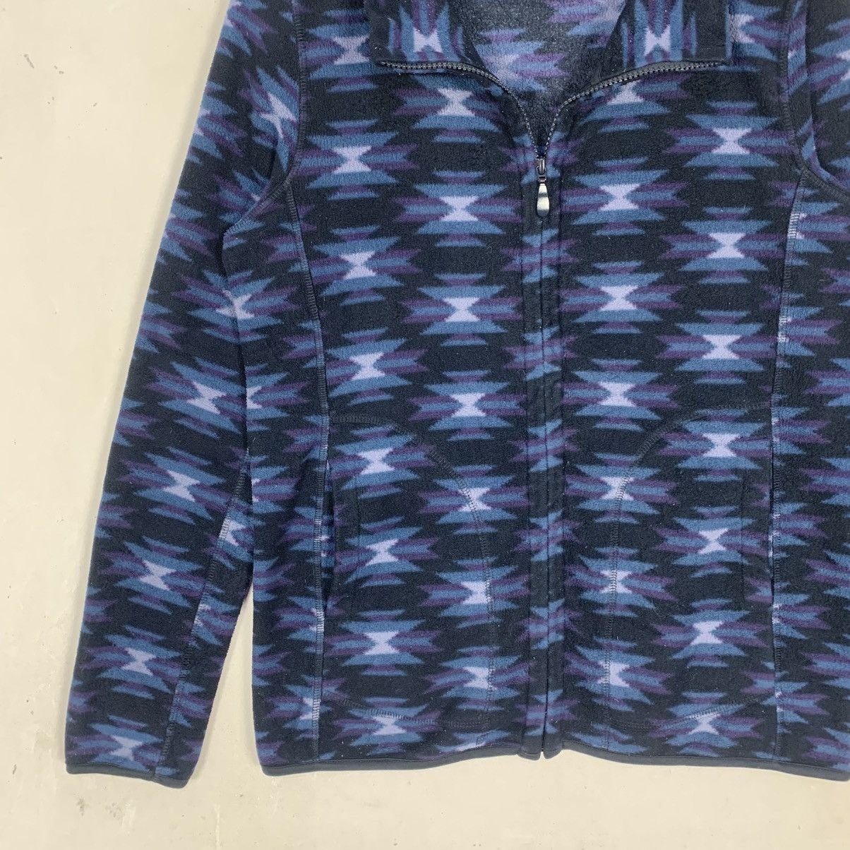 Uniqlo Uniqlo JapaneseBrand Outdoor Streetwear Micro Fleece Jacket Size S / US 4 / IT 40 - 5 Thumbnail