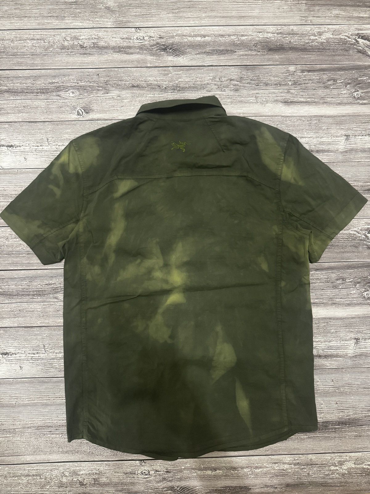 Arc'teryx Arc’teryx Button-Up Shirt – Custom Tie-Dye – One of One Size US M / EU 48-50 / 2 - 5 Thumbnail