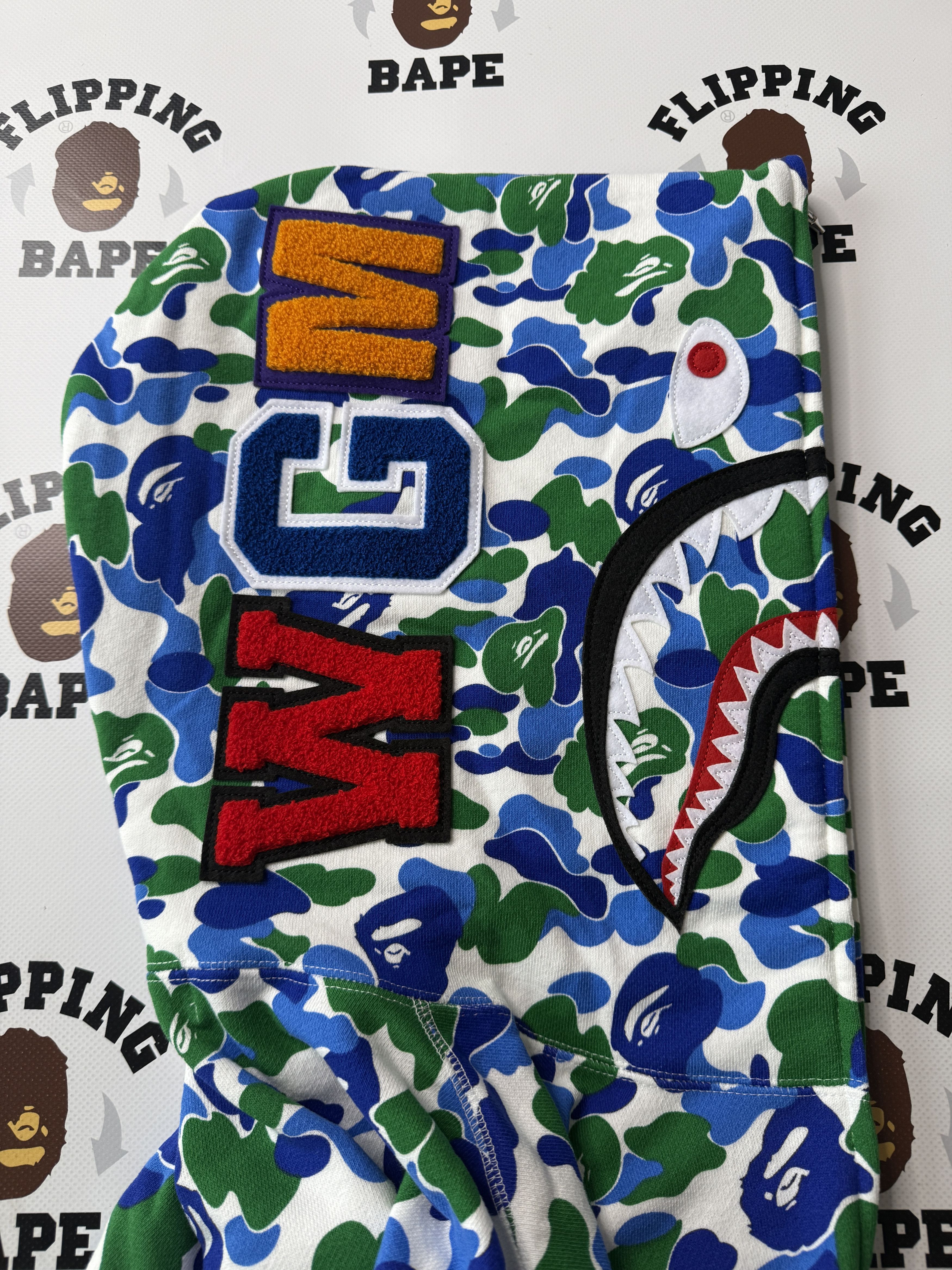 Bape BAPE STORE IKEBUKURO OPENING SHARK FULL ZIP HOODIE (2025) Size US M / EU 48-50 / 2 - 4 Thumbnail