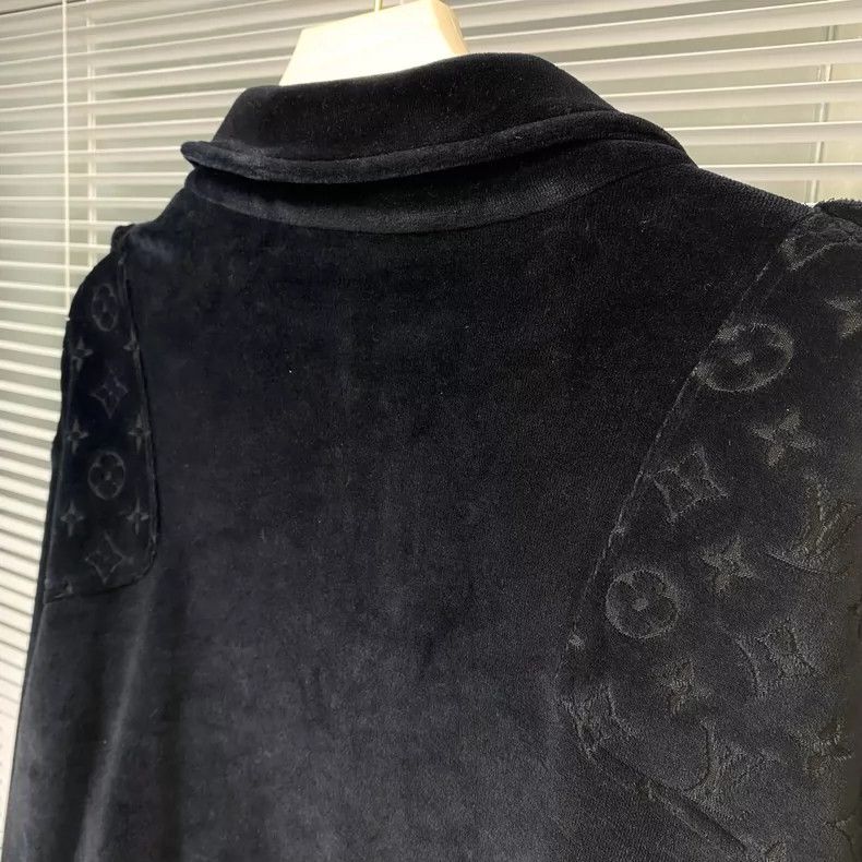 Louis Vuitton LOUIS VUITTON Velour Half Zip Jacket 2504-Nextarrow Size US S / EU 44-46 / 1 - 5 Thumbnail
