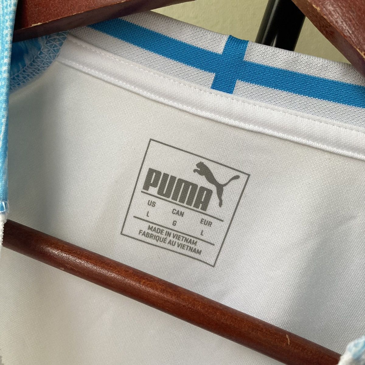 Vintage Olympique De Marseille Puma 2018 Jersey Blockore Style Y2k Size US L / EU 52-54 / 3 - 9 Thumbnail