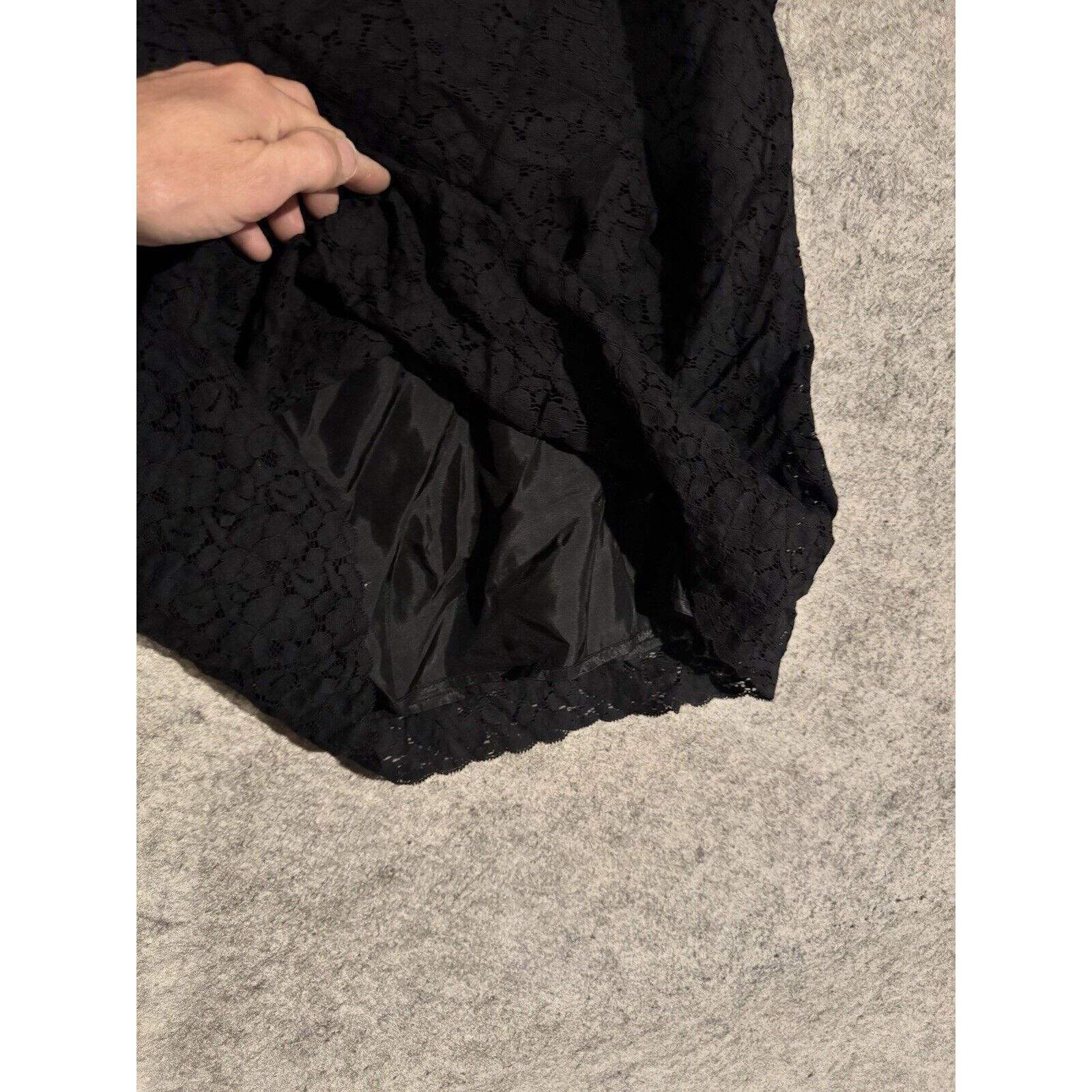 Banana Republic Banana Republic Skirt 6 Lace Coquette Office Y2K Vintage Size 28" / US 6 / IT 42 - 2 Thumbnail