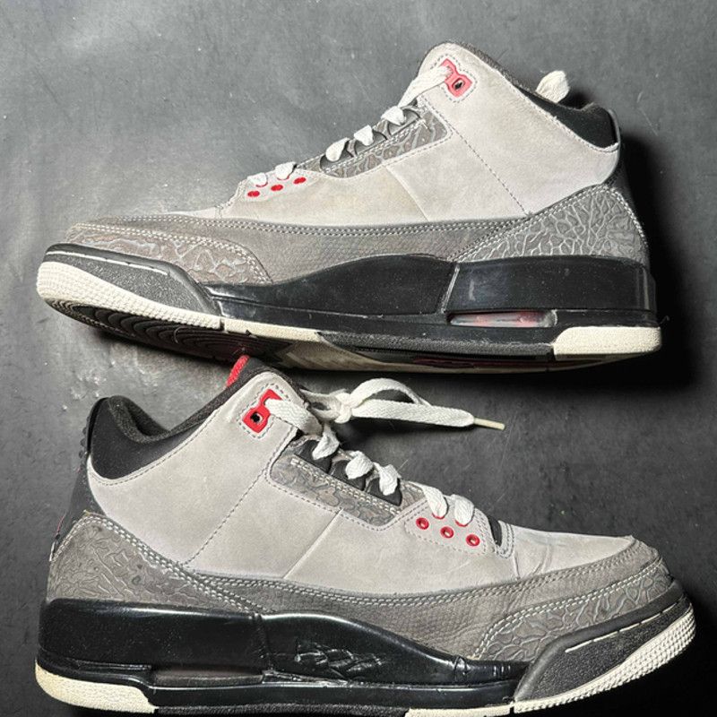 image of Air Jordan 3 Retro 'stealth' 2011 Shoe Size 9 Sku 136064003 in Grey, Men's