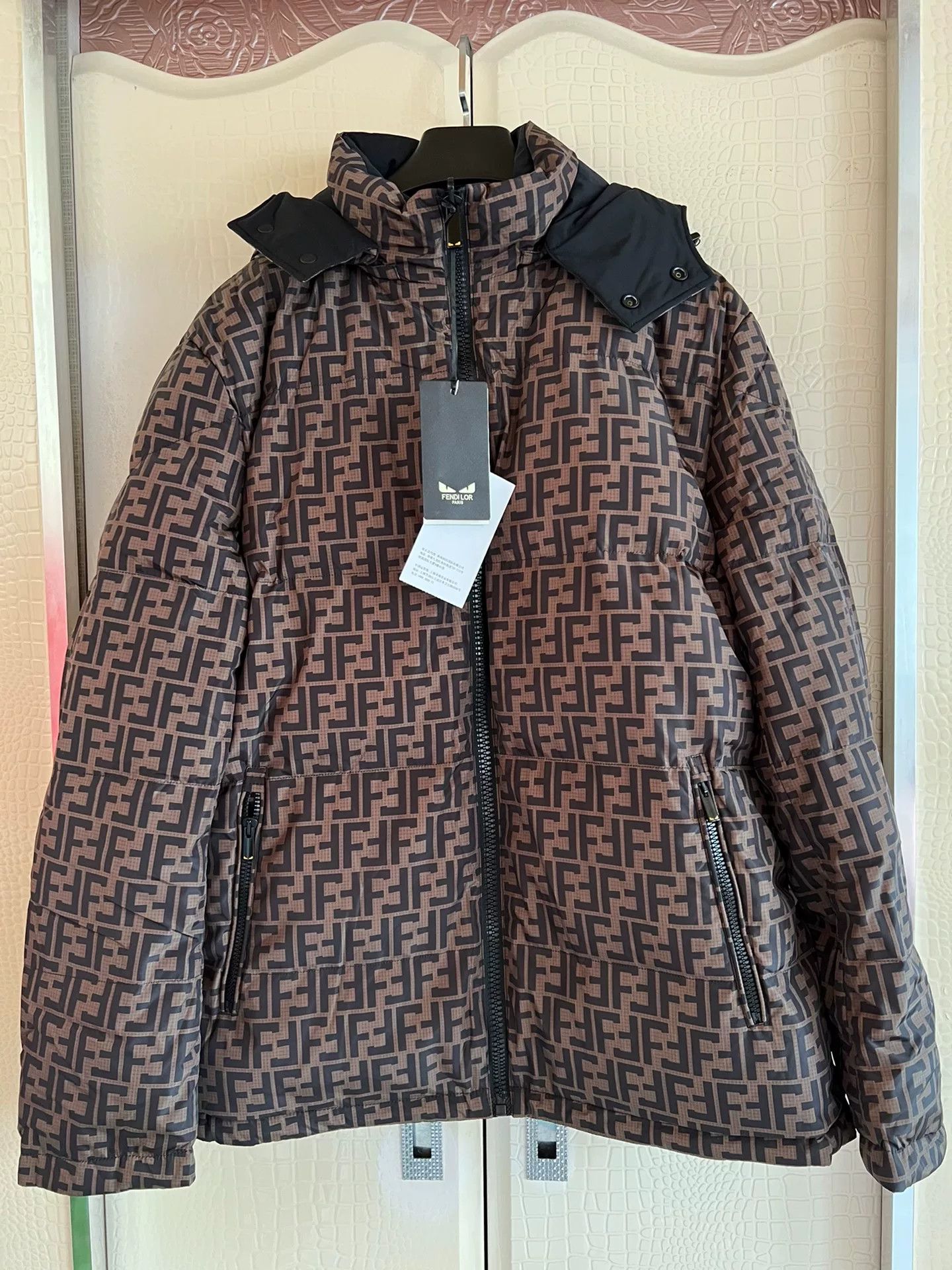 Fendi FENDI FF Reversible Men's Down Jacket Size US XL / EU 56 / 4 - 1 Thumbnail