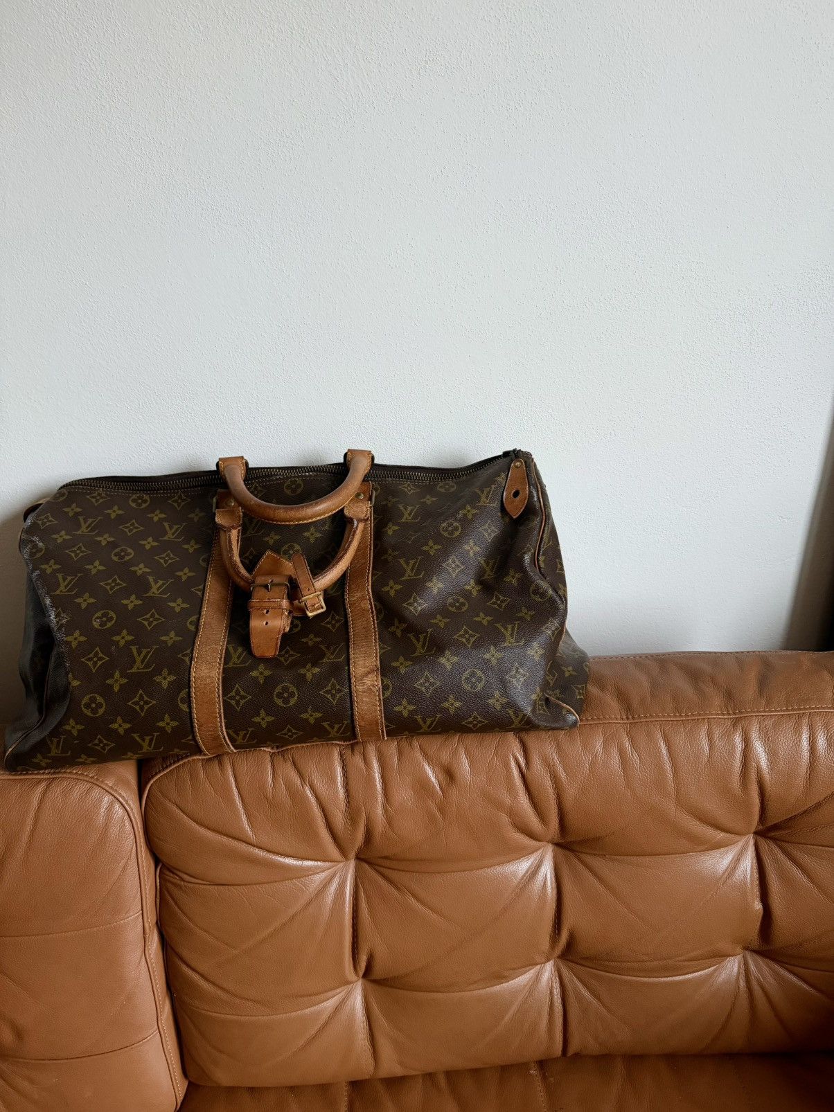 Louis Vuitton Keepbell louis vuitton 50 Size ONE SIZE - 1 Thumbnail