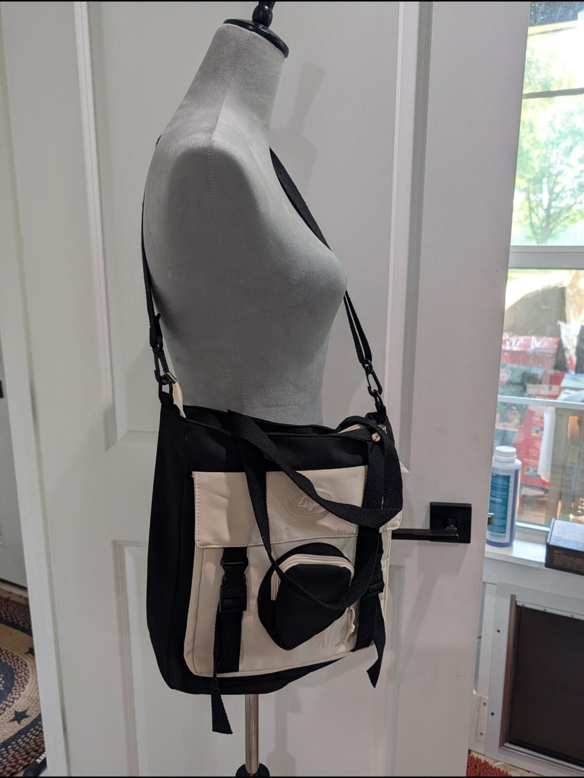 Colette Hyatt Unbranded Canvas Messenger Bag with Front Pouch Size ONE SIZE - 6 Thumbnail