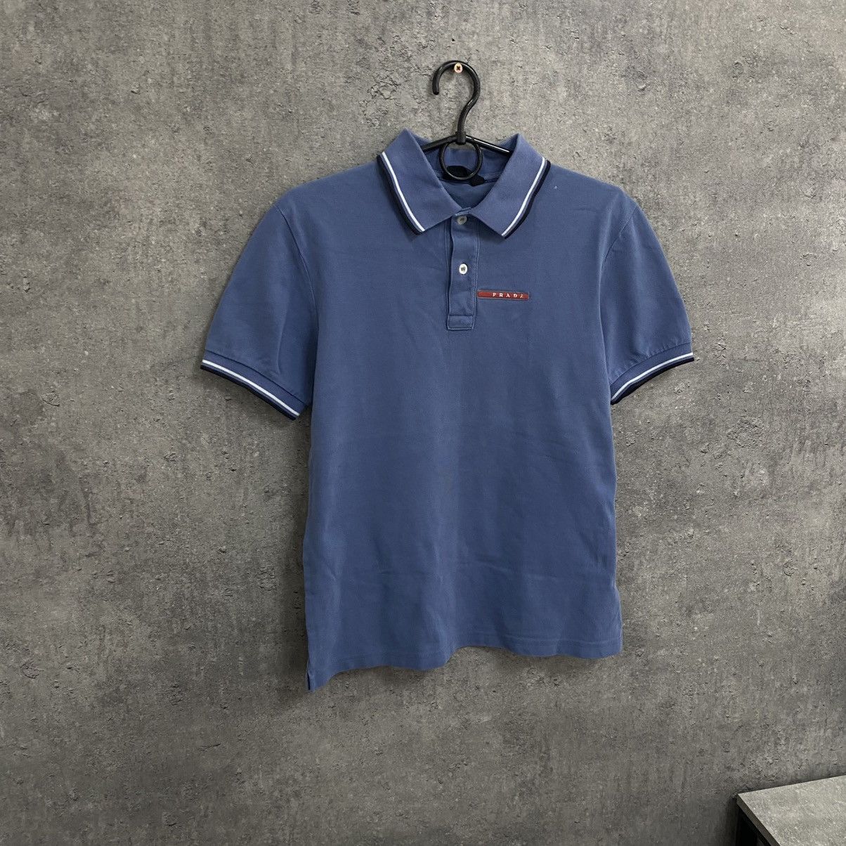 Prada Prada Red Tab Polo T-Shirt Size US S / EU 44-46 / 1 - 2 Thumbnail