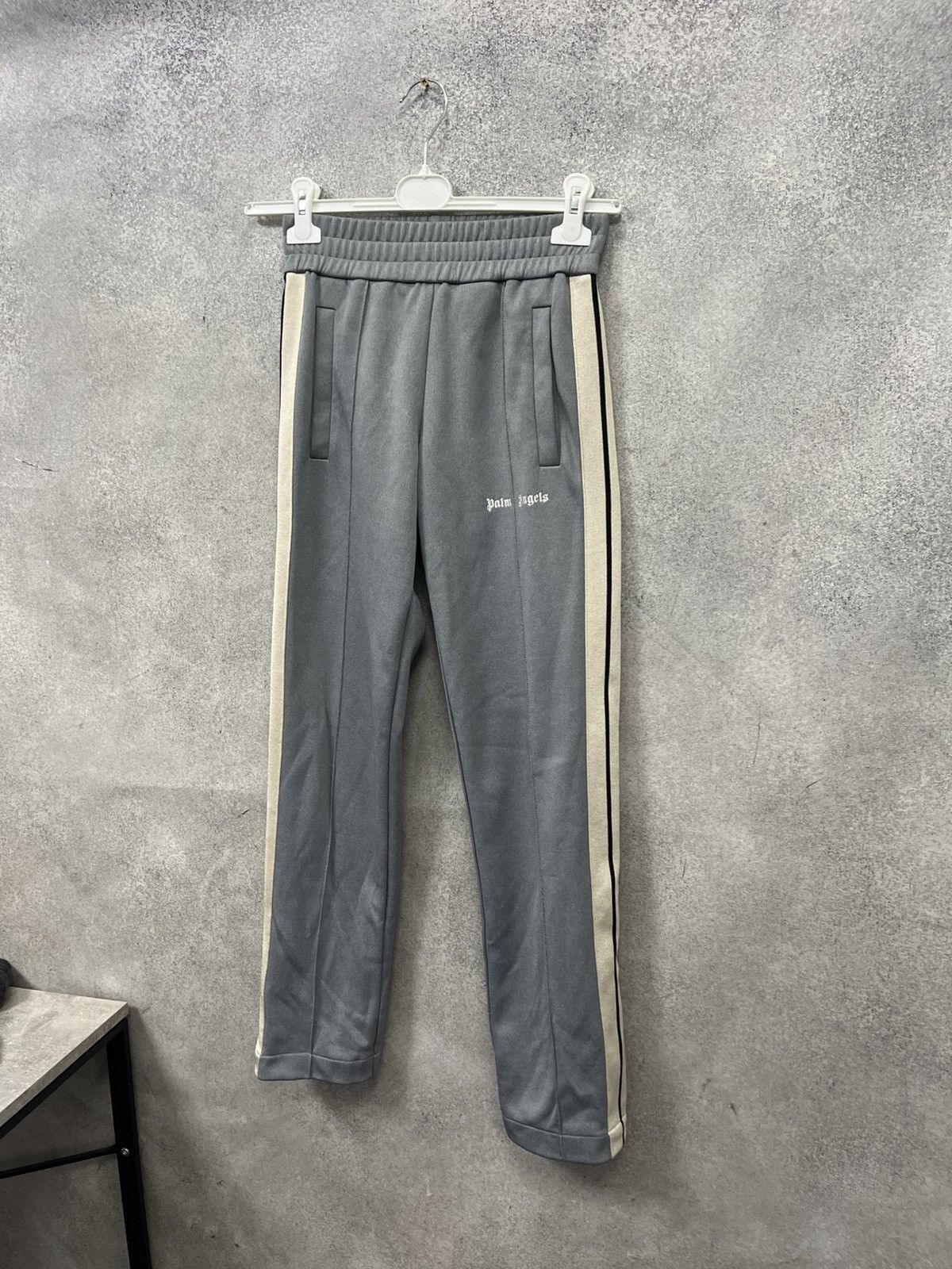 Palm Angels Palm Angels Sweatpants Size US 26 / EU 42 - 5 Thumbnail