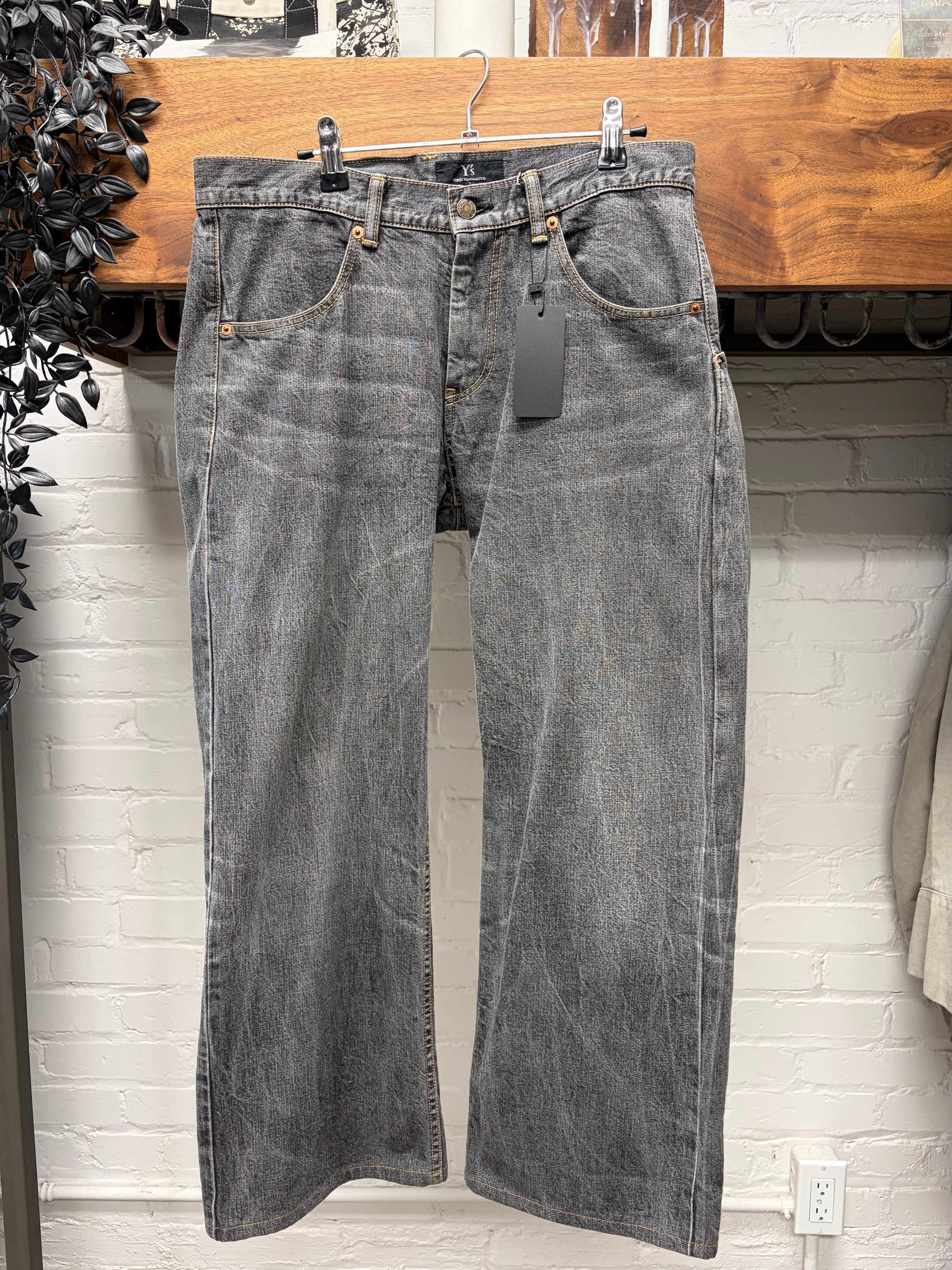 Yohji Yamamoto Yohji Yamamoto ‘Y’s’ Sideways Asmmetric Grey Bootcut Denim Size US 31 - 3 Thumbnail