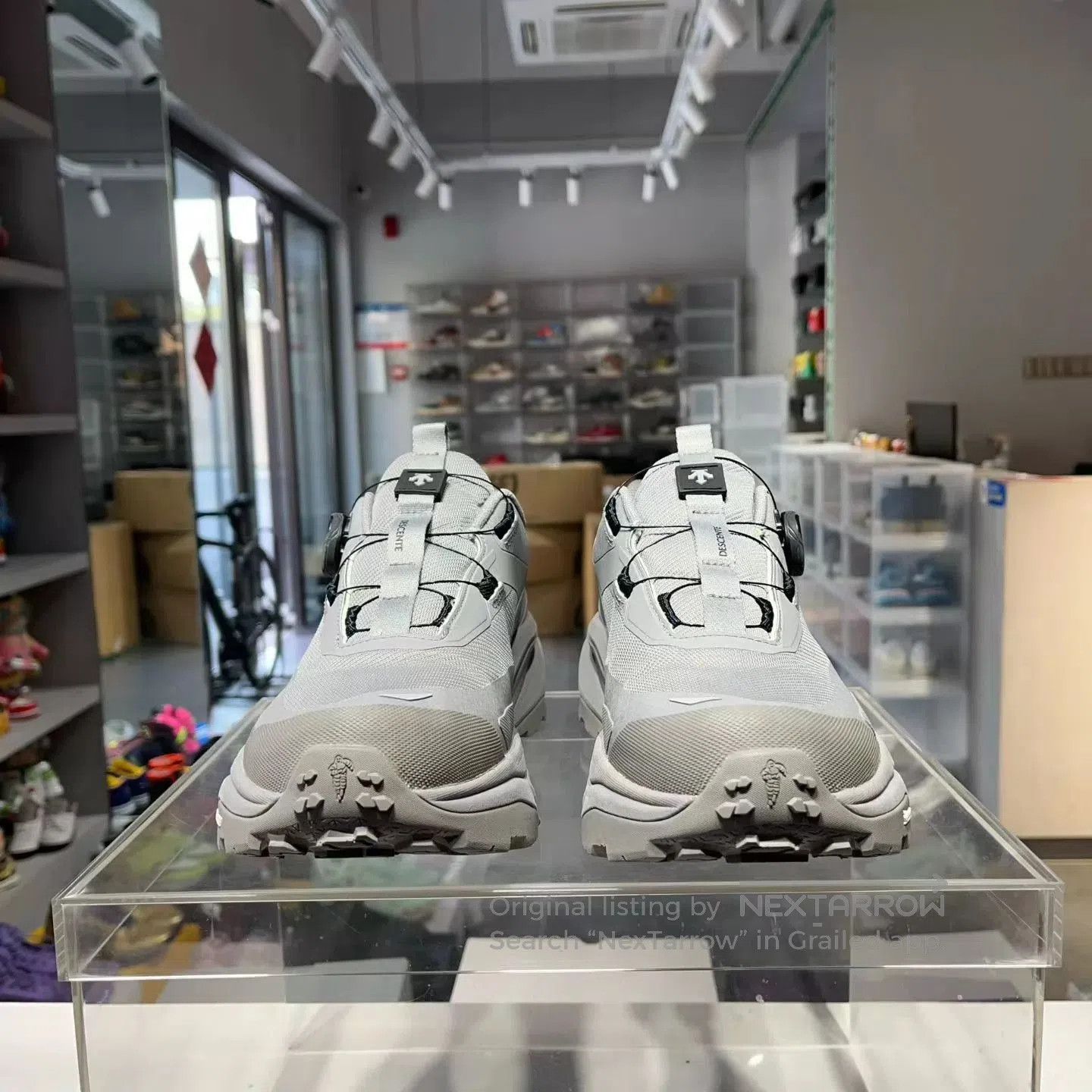 Descente Gray Athletic Sneakers Size 9.5. Size US 9.5 / EU 42-43 - 1 Thumbnail