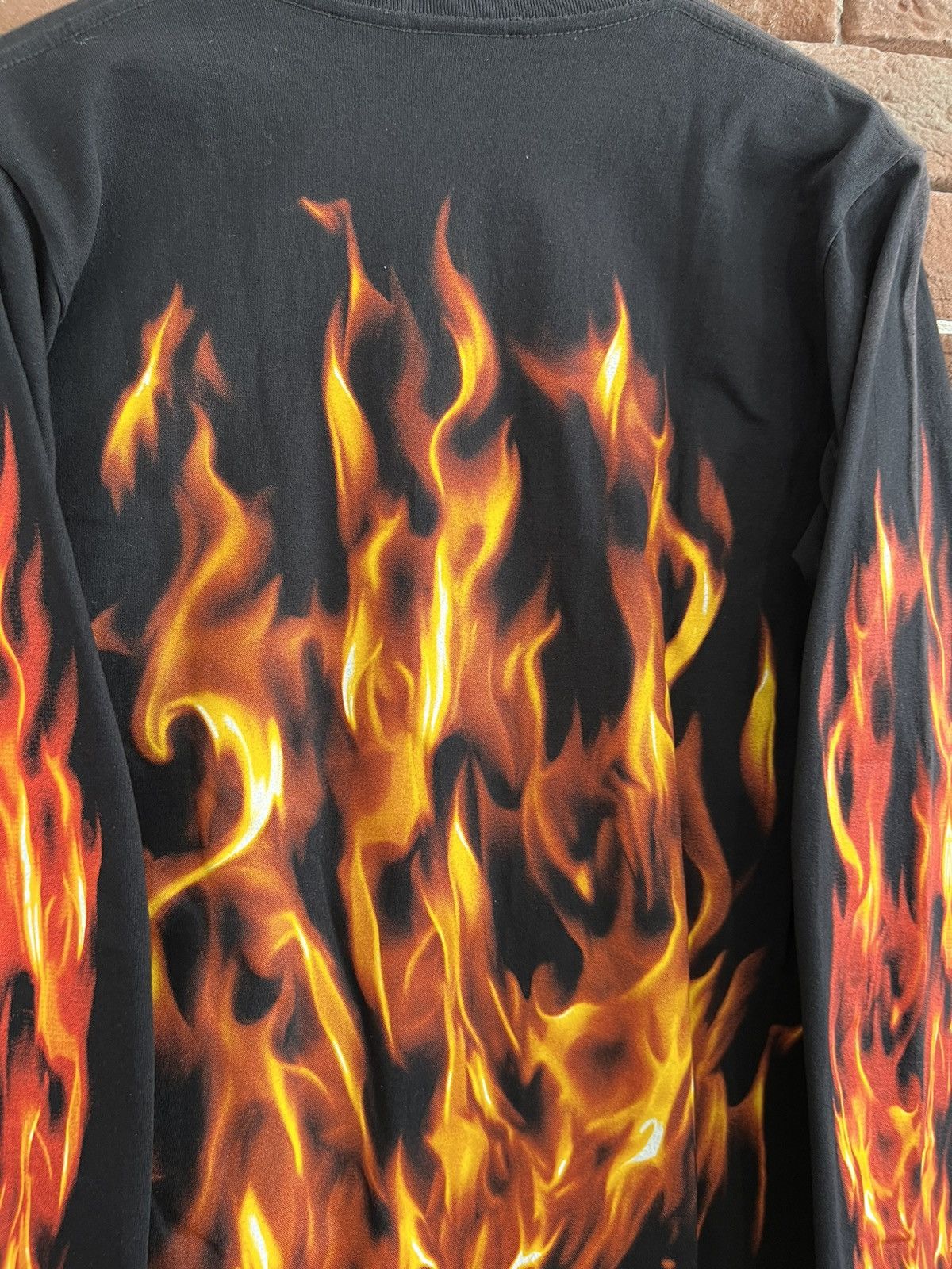 Vintage Vintage 90s Flames Sleeves Longsleeve Hype Streetwear Drip Size US M / EU 48-50 / 2 - 6 Thumbnail