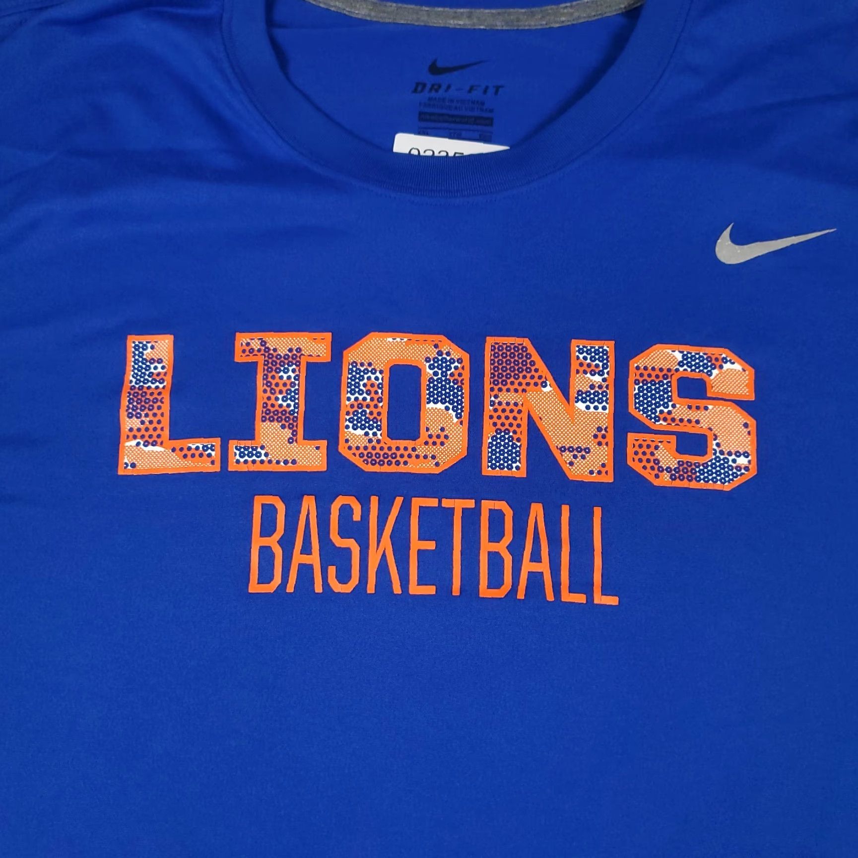 Nike Nike T Shirt Mens 2XL Blue Lions Swoosh Running Active Work Out Long Sleeve Size US XXL / EU 58 / 5 - 2 Thumbnail