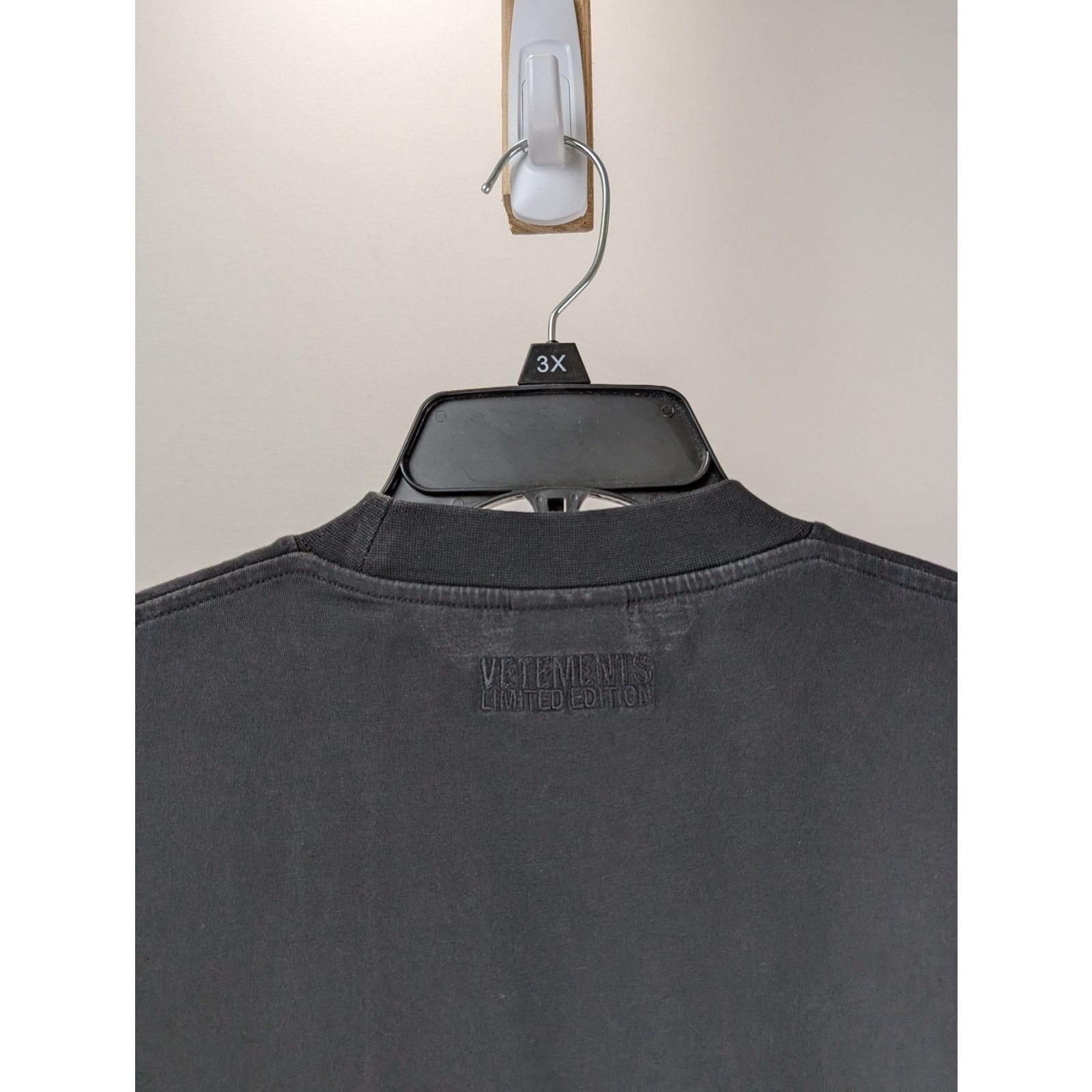 Vetements o1rshd1 Sunset Logo SS T-Shirt in Black Size US M / EU 48-50 / 2 - 13 Thumbnail