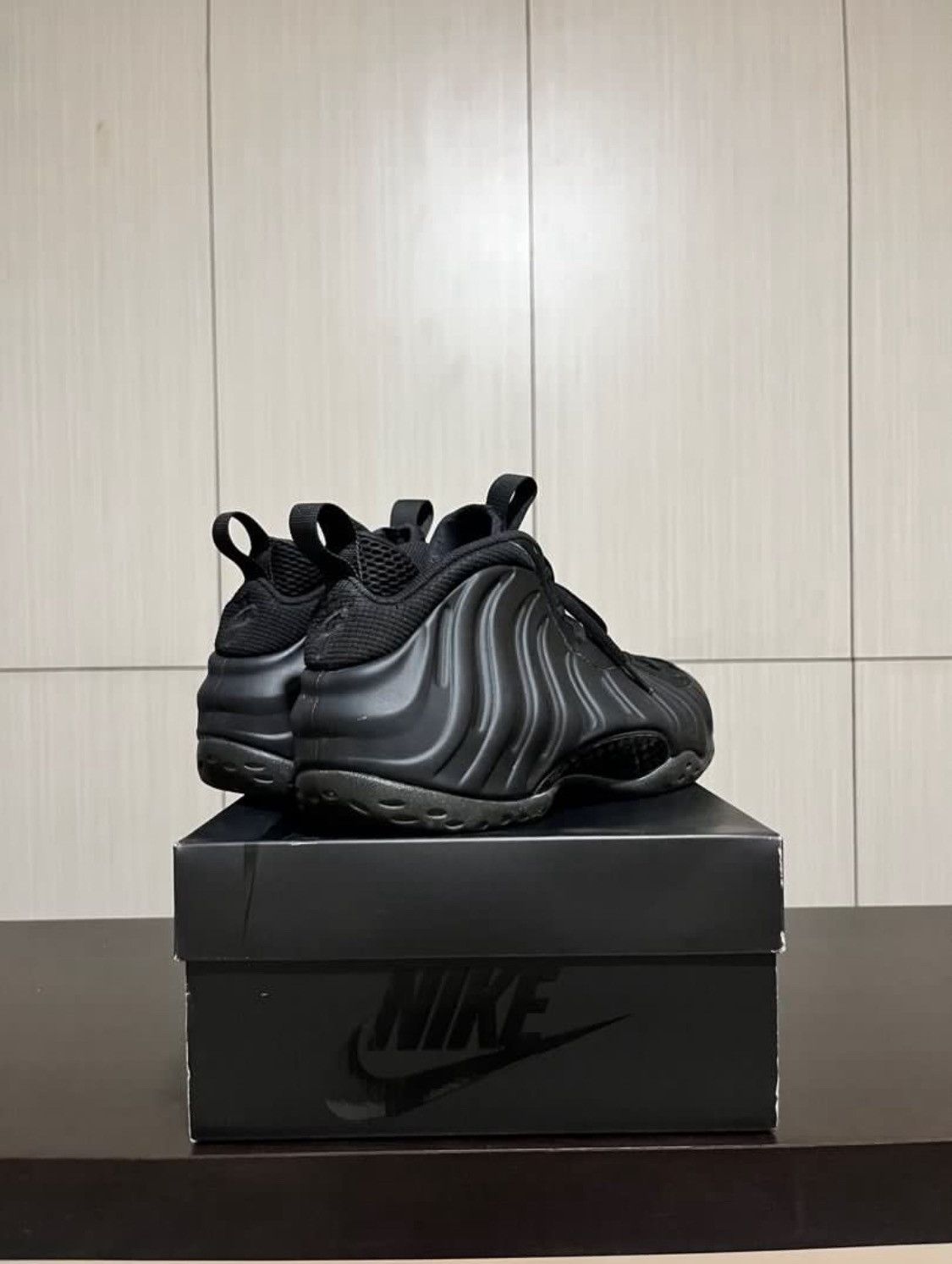 Nike Nike Air Foamposite One Black/Black/Anthracite Size US 9.5 / EU 42-43 - 4 Thumbnail
