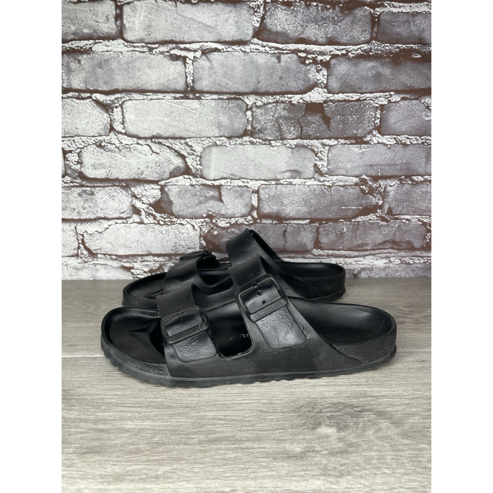 Birkenstock Birkenstock Arizona Essentials EVA Black Foam Slides Sandals Size US 7.5 / IT 37.5 - 22 Thumbnail