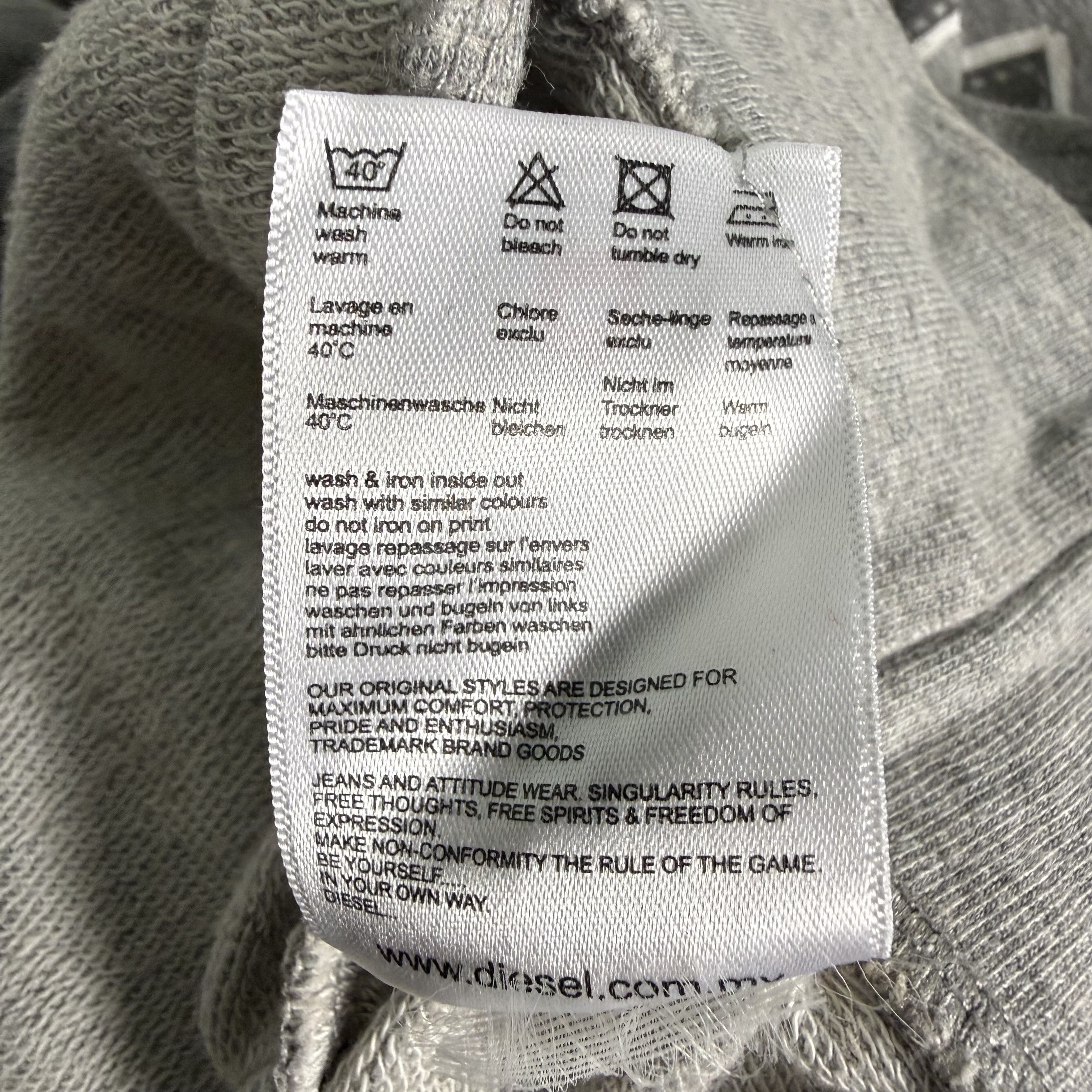 Diesel 🔥RARE🔥Vintage Diesel DS 85 Zip-Up Hoodie Sweat Size US S / EU 44-46 / 1 - 7 Thumbnail