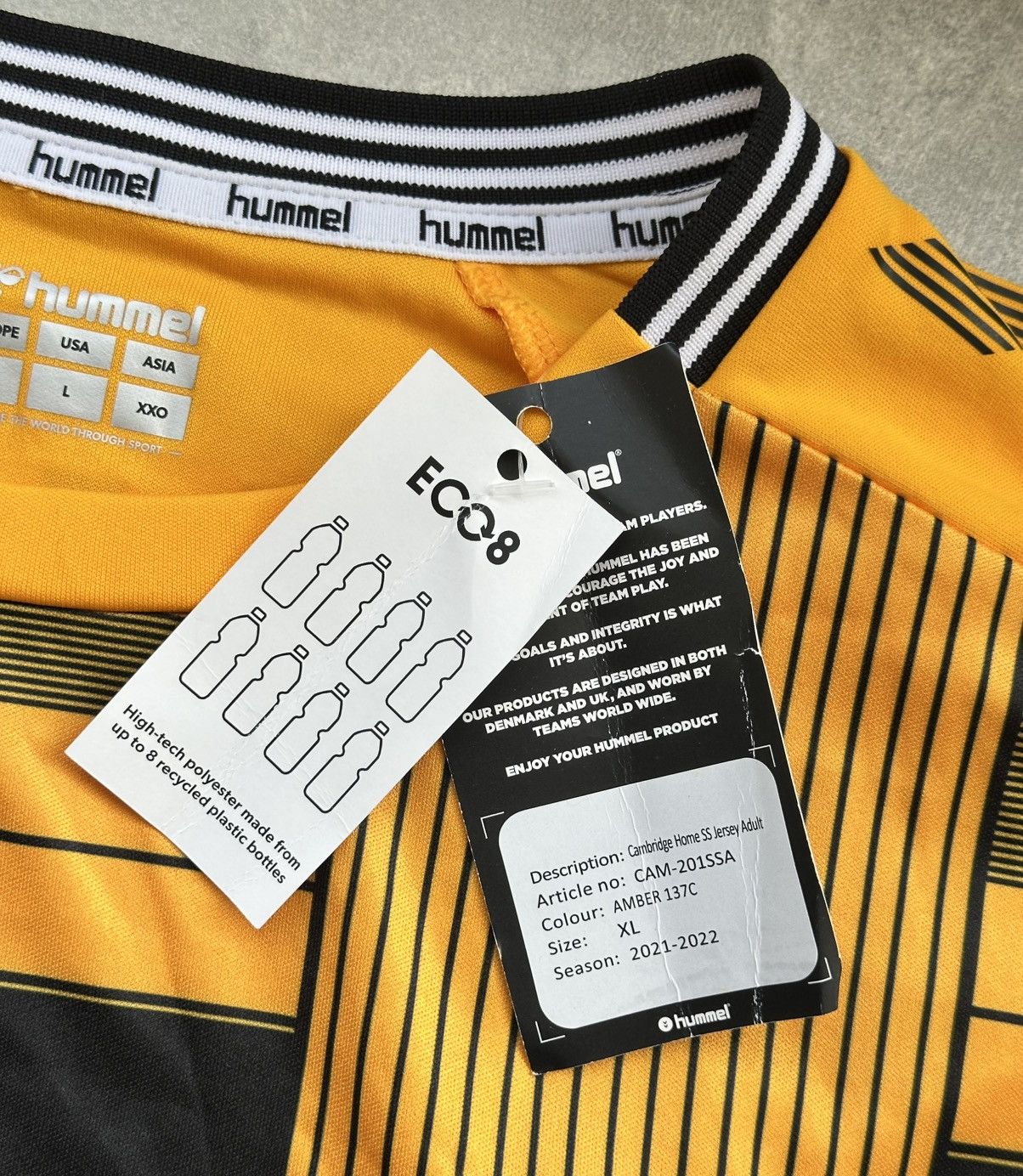 Hummel Hummel Cambridge United 2021 home Football Shirt Size XL Size US XL / EU 56 / 4 - 10 Thumbnail