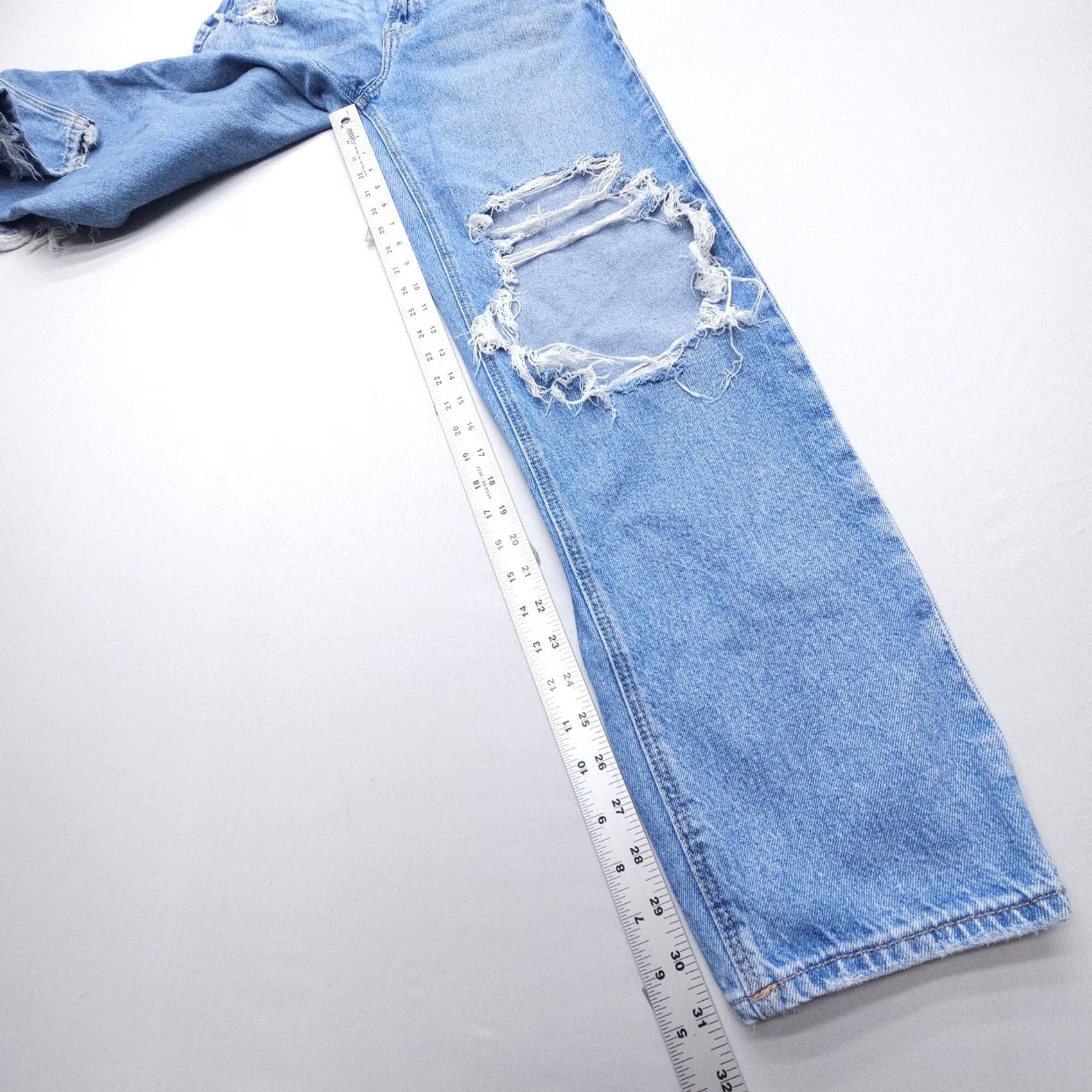 American Eagle Outfitters American Eagle Outfitters Jeans Size 2 Straight 5-Pocket Denim Light Wash Blue Women's Vintage No Rise High Rise 10.5in Size 26" / US 2 / IT 38 - 4 Thumbnail