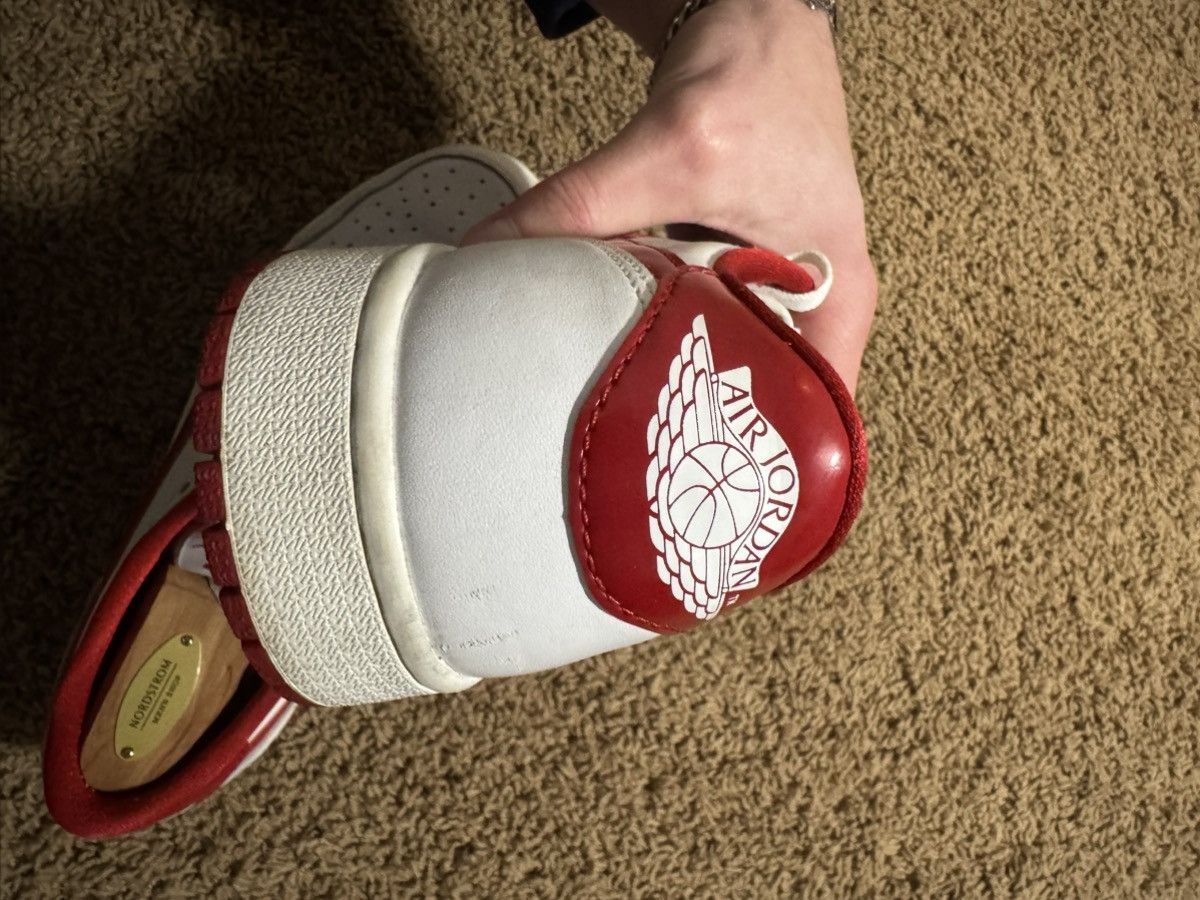 Jordan Brand Jordan 1 low metallic red big swoosh 2015 Size US 10 / EU 43 - 5 Thumbnail