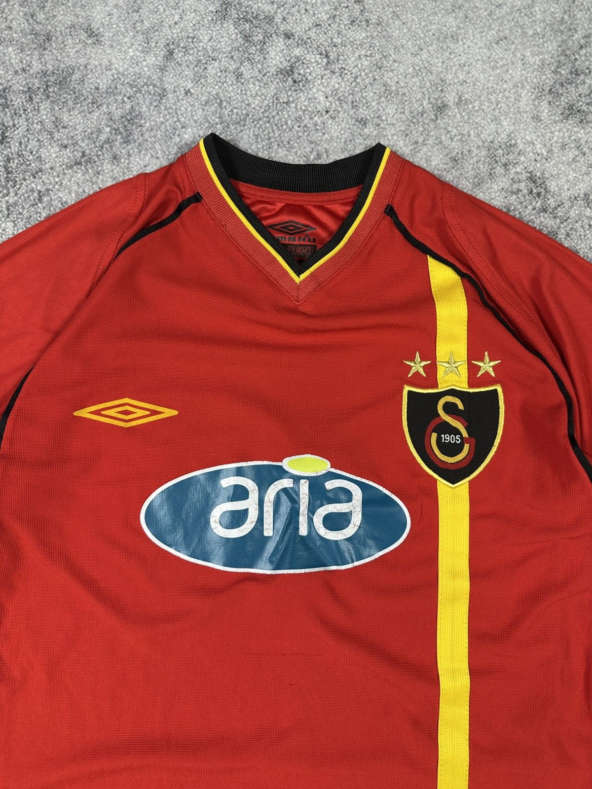 Umbro Vintage Umbro Galatasaray Soccer Jersey Blokecore Rare S Size US S / EU 44-46 / 1 - 2 Thumbnail