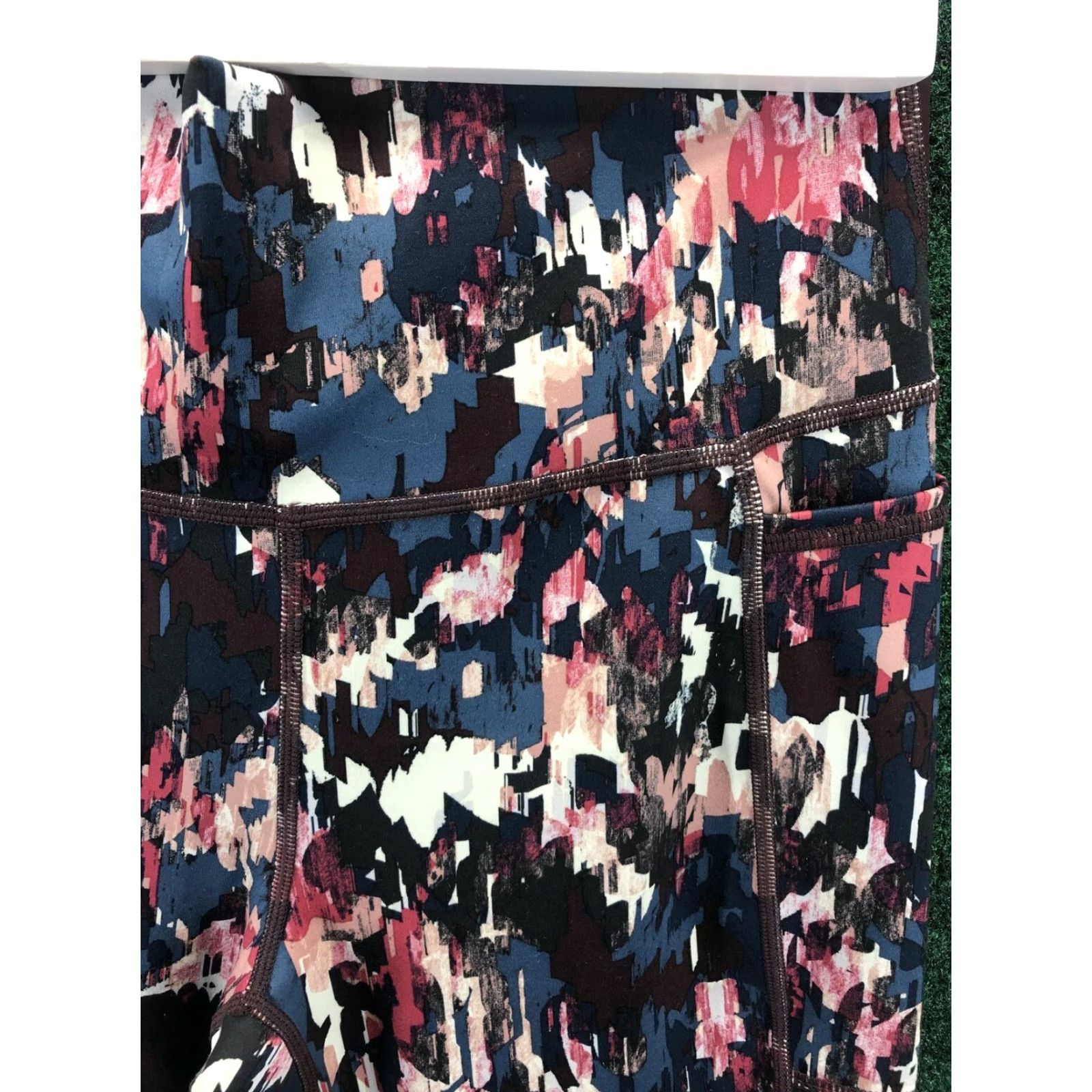 Sweaty Betty Sweaty Betty Women’s S Super Sculpt Yoga 7/8 Leggings Blue Abstract 60cm 24” Activewear Leggings Womens XS-? Size 28" / US 6 / IT 42 - 2 Thumbnail