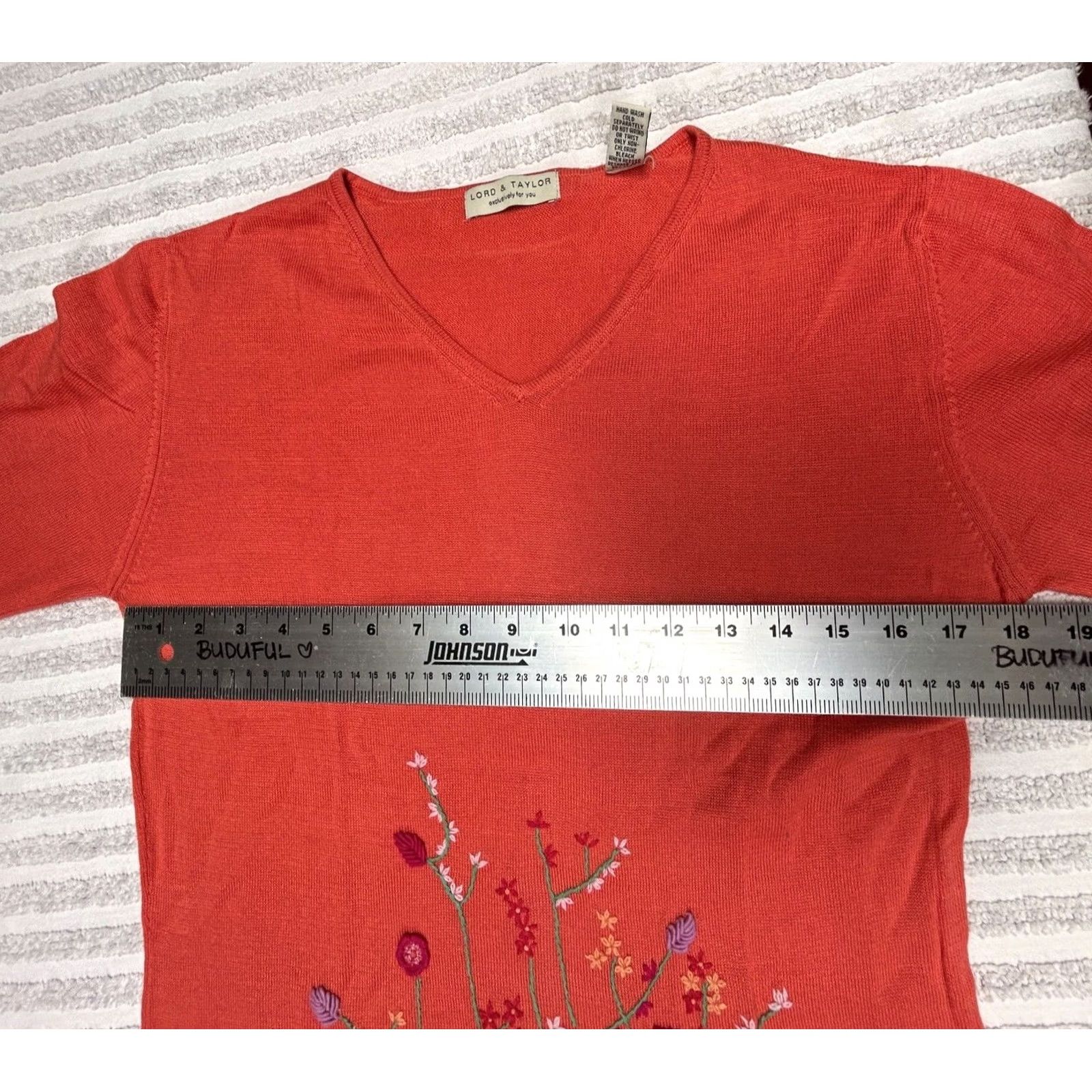 Lord & Taylor LORD & TAYLOR Women's Orange Floral Embroidered Sweater Medium V-Neck Pullover Size M / US 6-8 / IT 42-44 - 6 Thumbnail