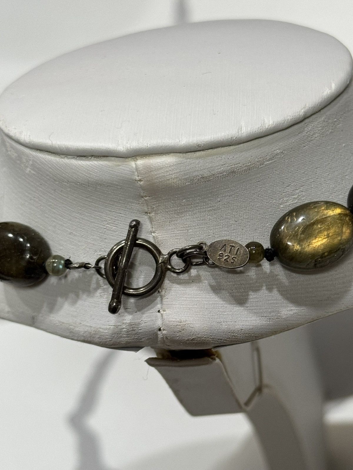 Jewelry Natural Labradorite Oval Graduated Iridescent Bead Strand Size ONE SIZE - 5 Thumbnail