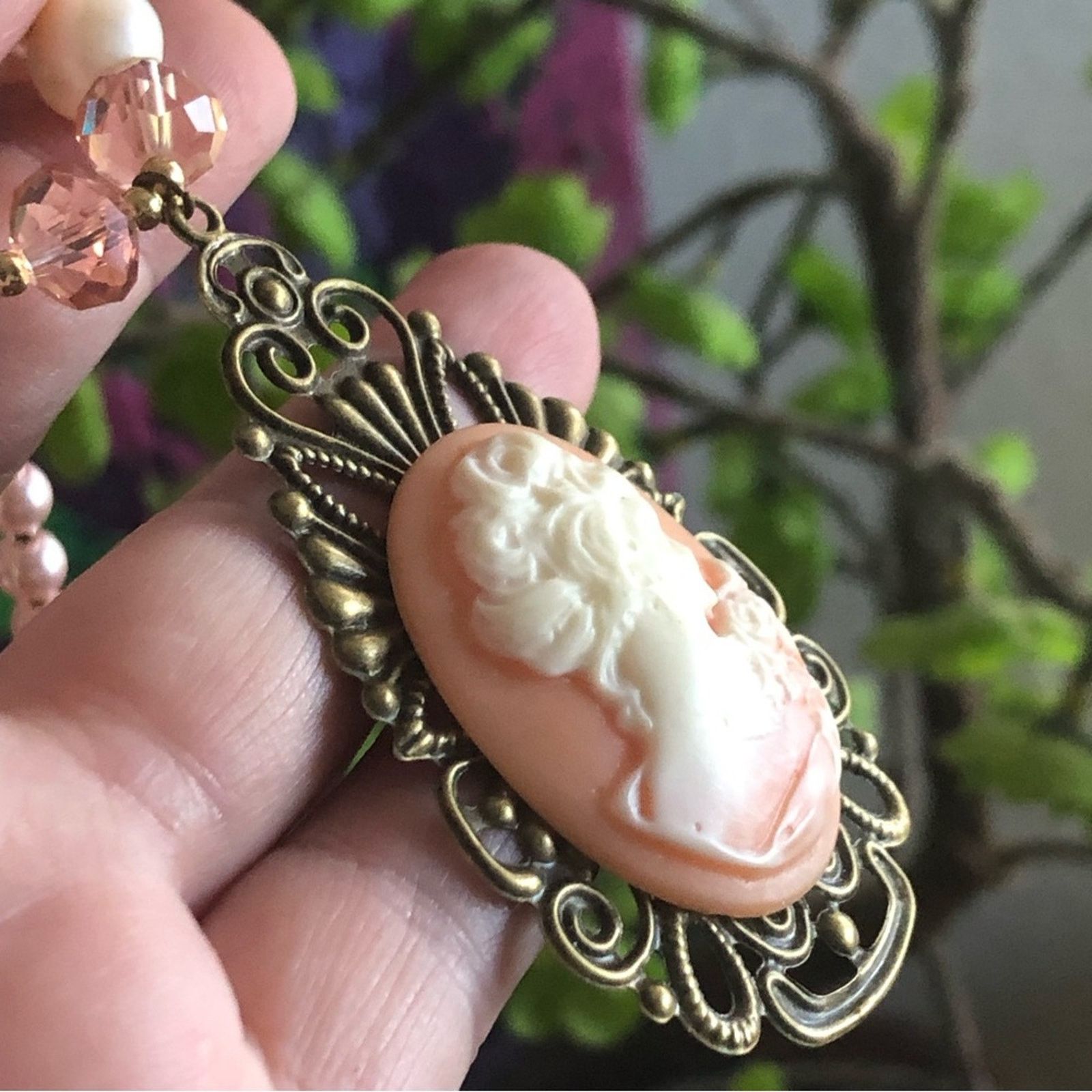 Handmade Handcrafted repurpose victorian lady cameo Pearl necklace Size ONE SIZE - 10 Thumbnail