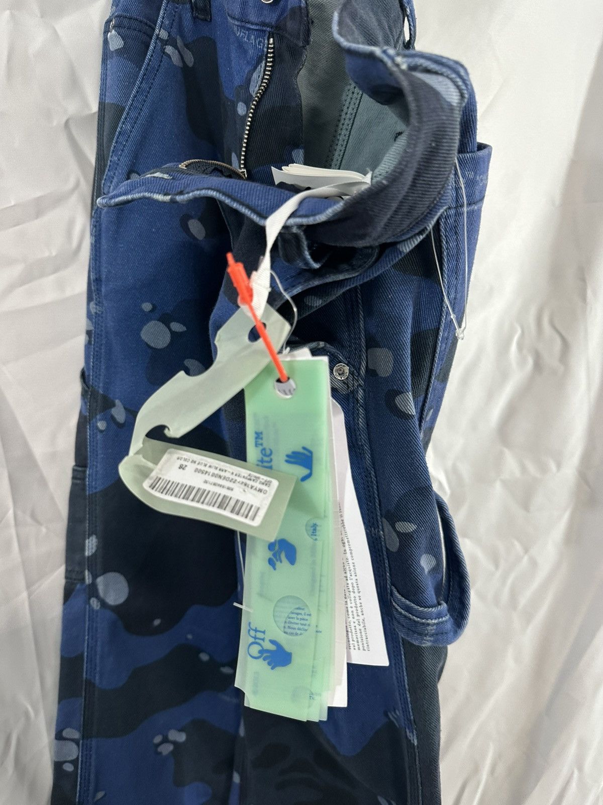 Off-White Off-White Camo Blue Size US 28 / EU 44 - 14 Thumbnail