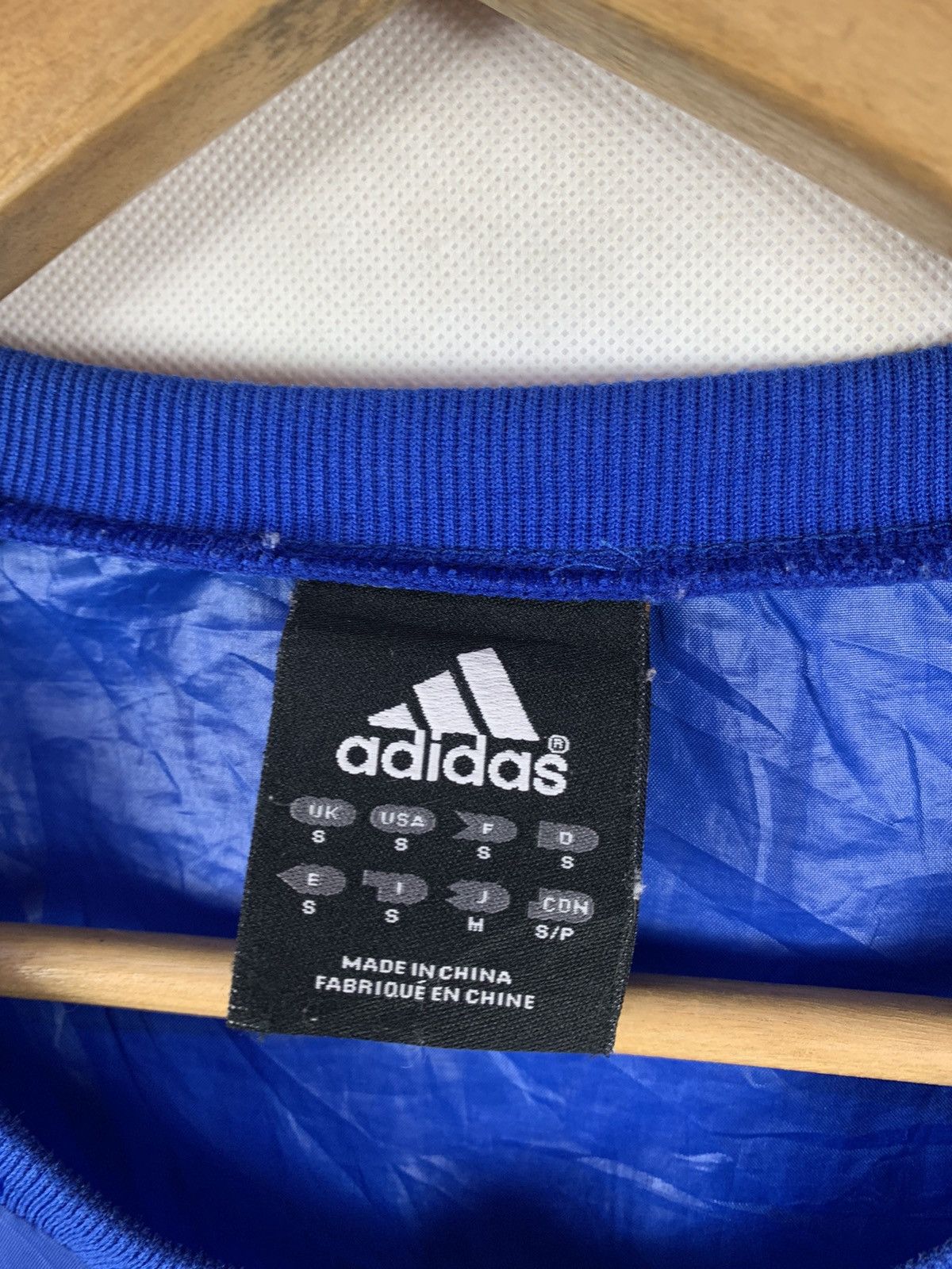 Adidas Steals! Vintage Adidas Biglogo Pullover Light Windbreaker Size US S / EU 44-46 / 1 - 8 Thumbnail