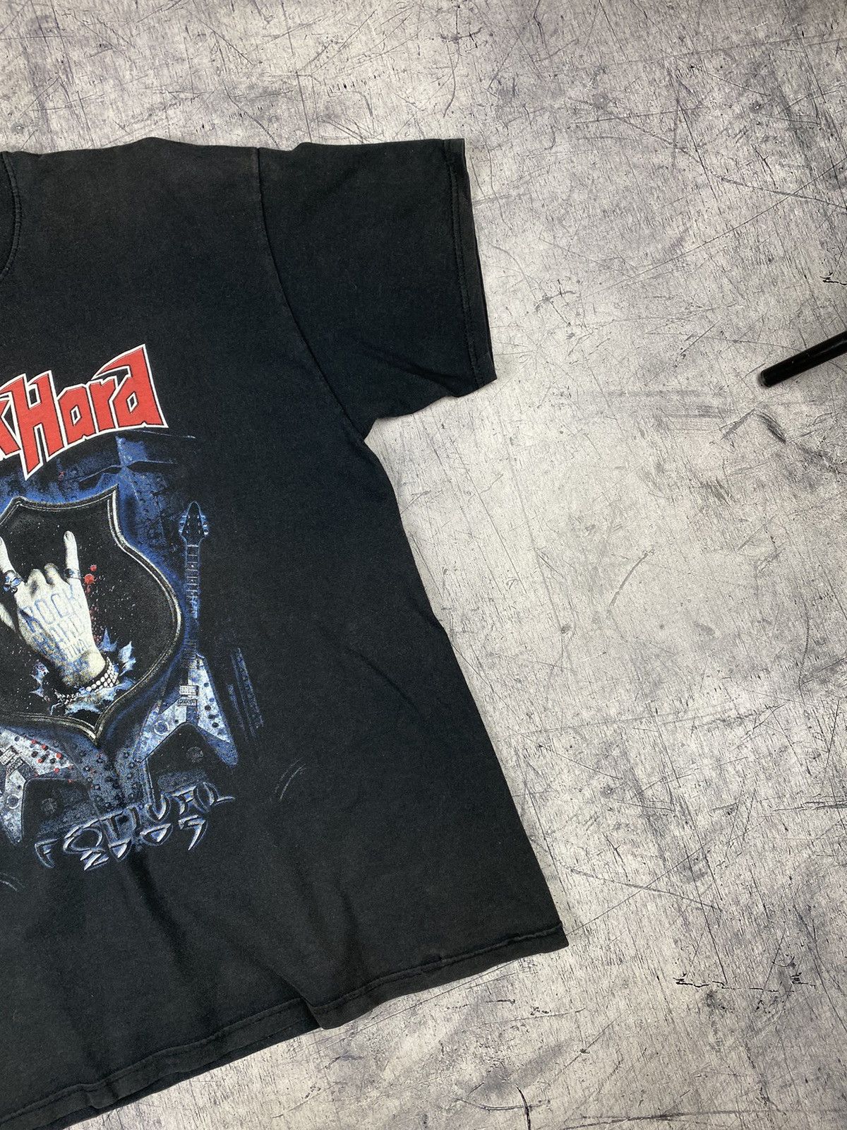 Band Tees × Vintage Vintage Rock Hard 2005 Rock Tee T Shirt Size US XL / EU 56 / 4 - 3 Thumbnail